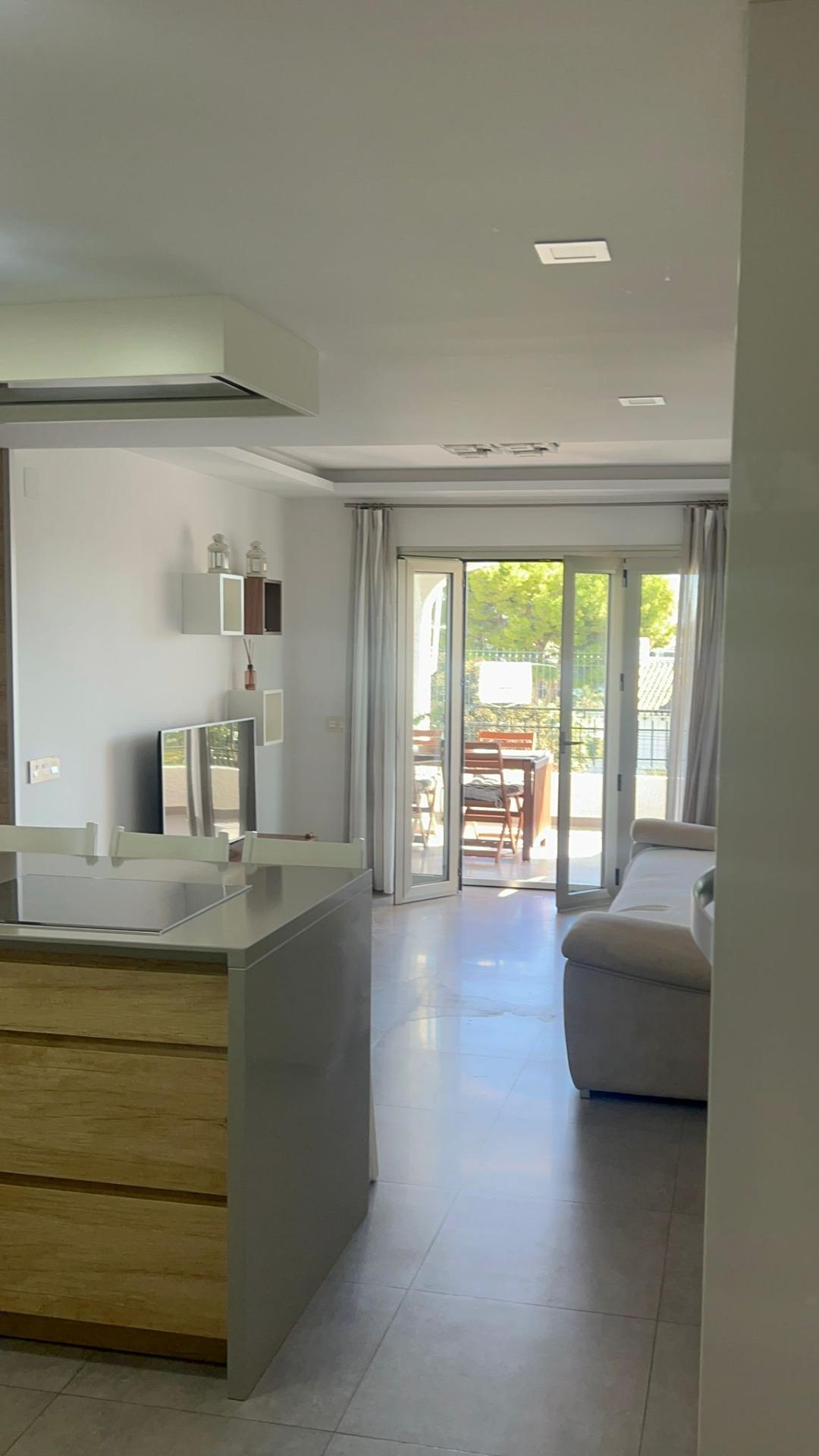 Garden in apartment for sale in Orihuela Costa