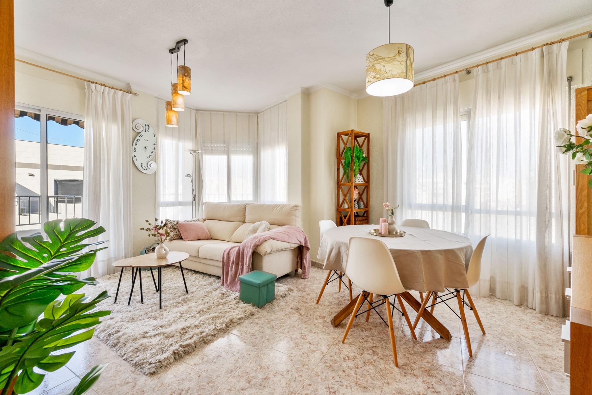 3-Bedroom Apartment with Terrace, Parking and Storage Room, 150 meters from Torrevieja Marina Spacio