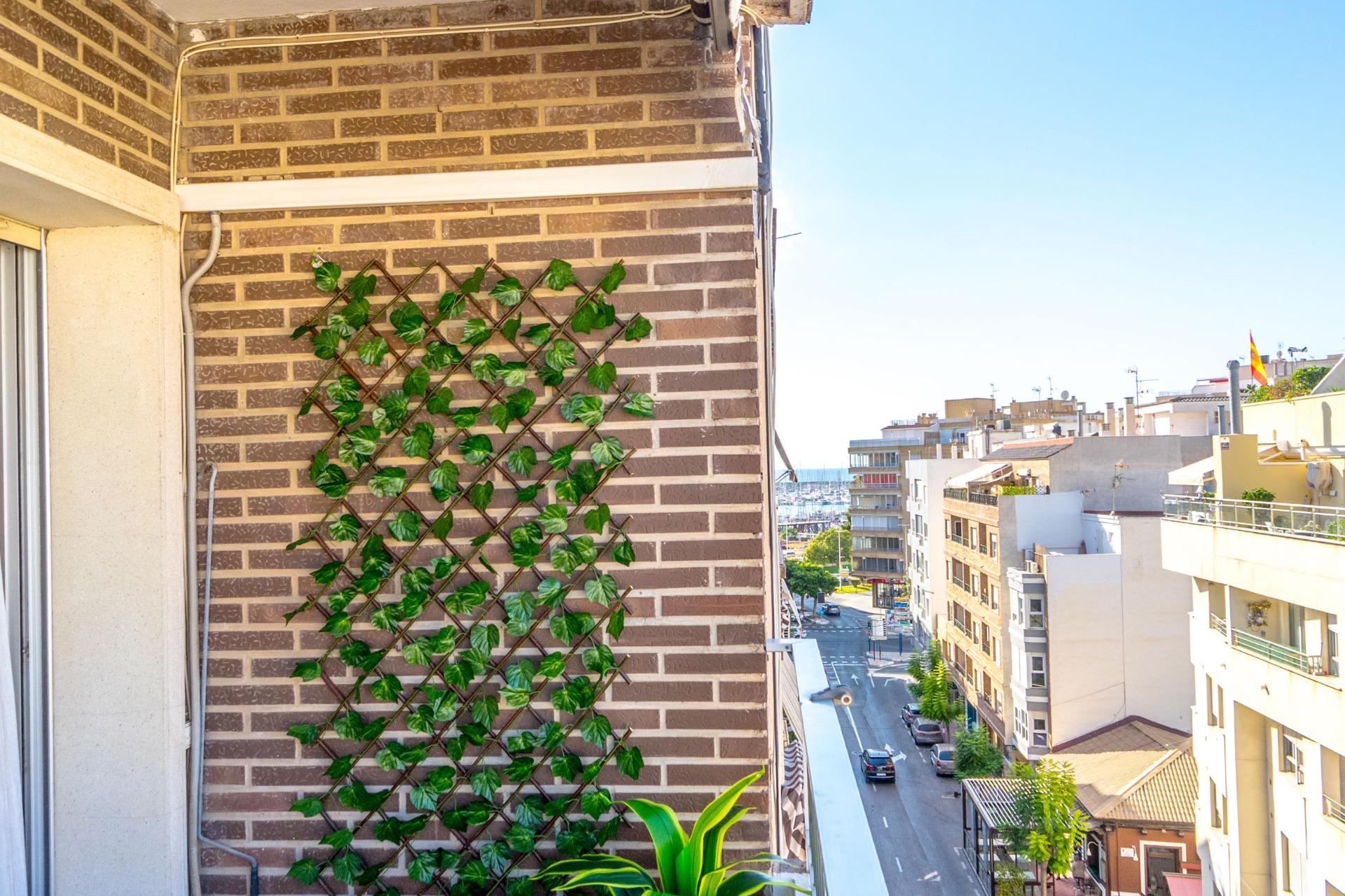 Dining area in apartment for sale in Torrevieja