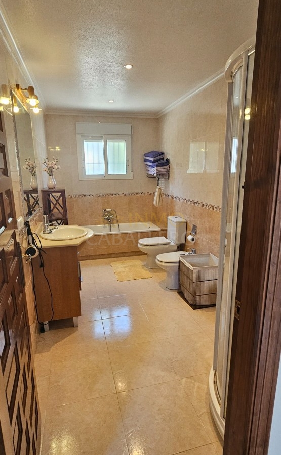 Bedroom in villa for sale in Pinar de Campoverde