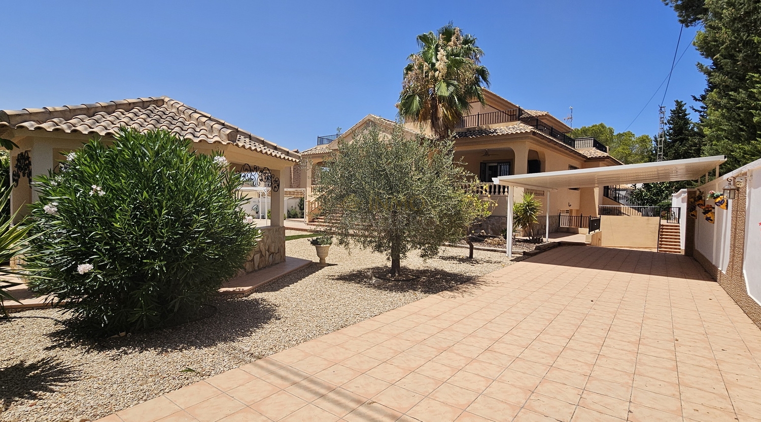 This stunning property is ideal for those who appreciate open views, nature walks, and the tranquili