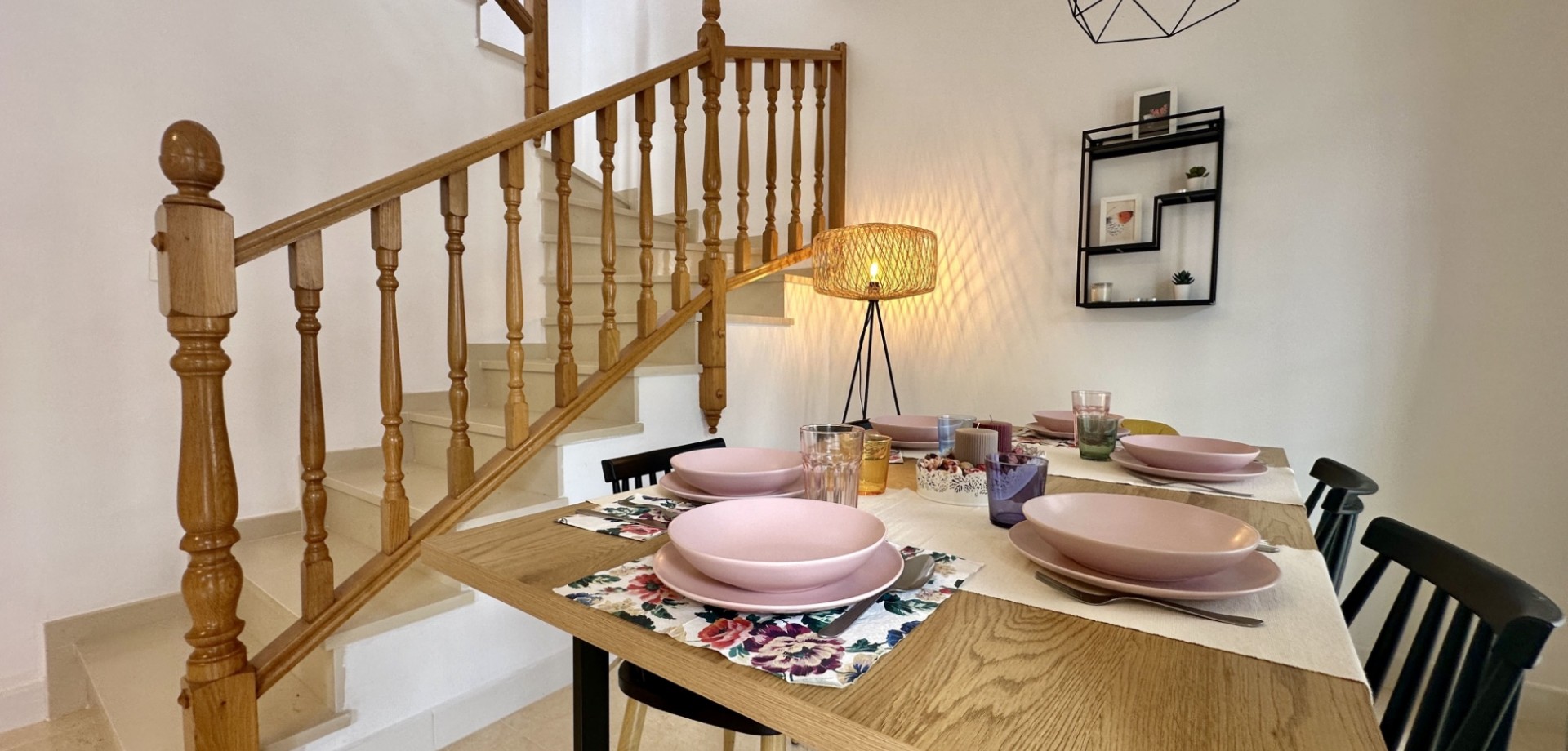 We’re proud to present this beautifully renovated townhouse located in a quiet yet convenient area o
