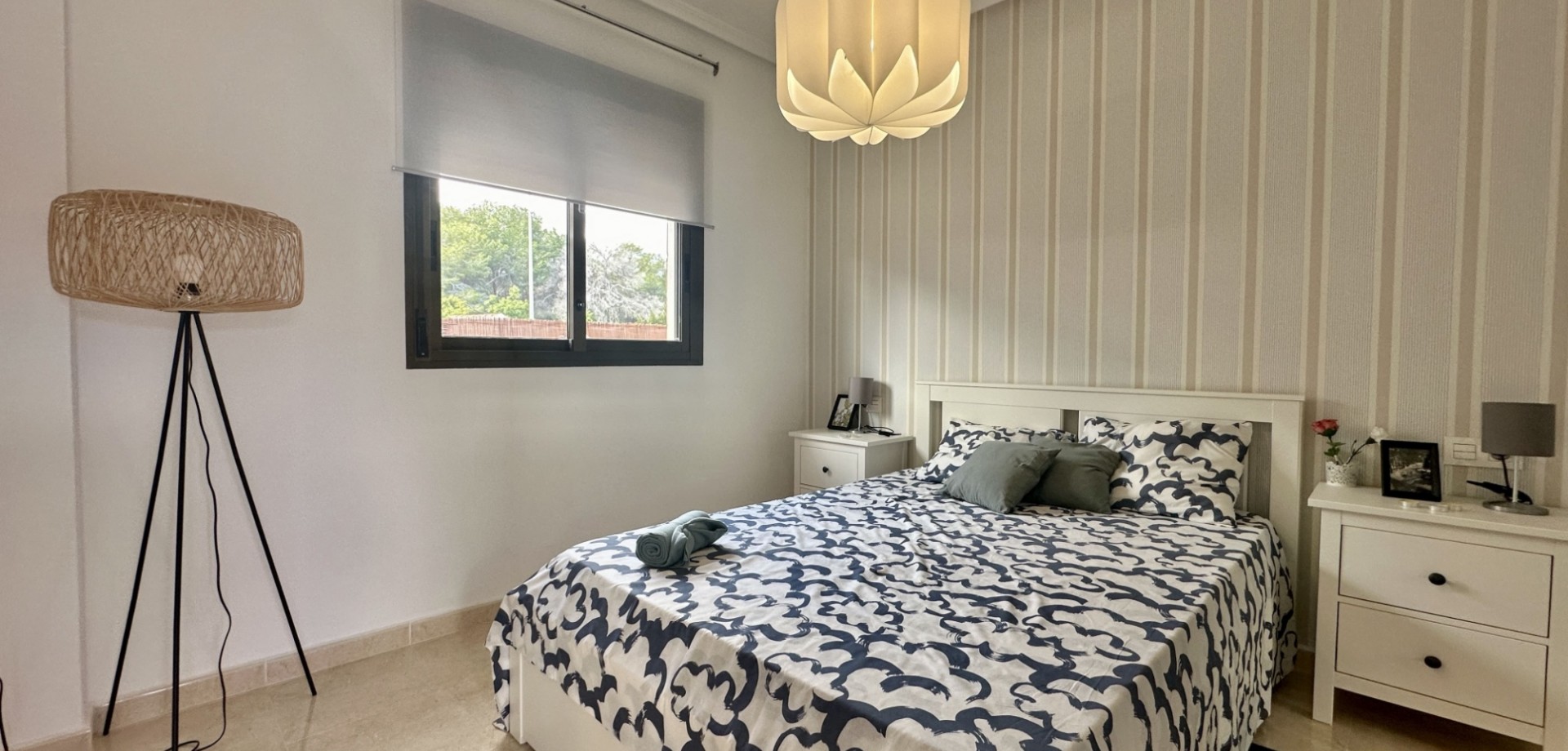 We’re proud to present this beautifully renovated townhouse located in a quiet yet convenient area o