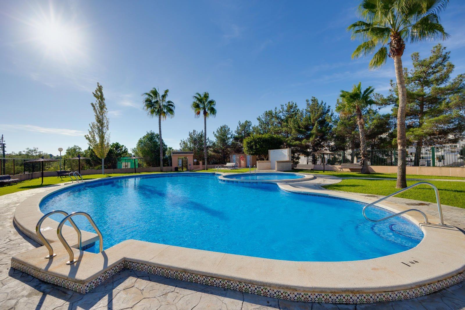 Exterior view in bungalow for sale in Orihuela Costa