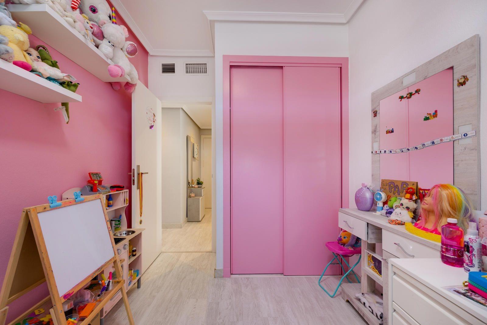 Living room in penthouse for sale in Almoradi