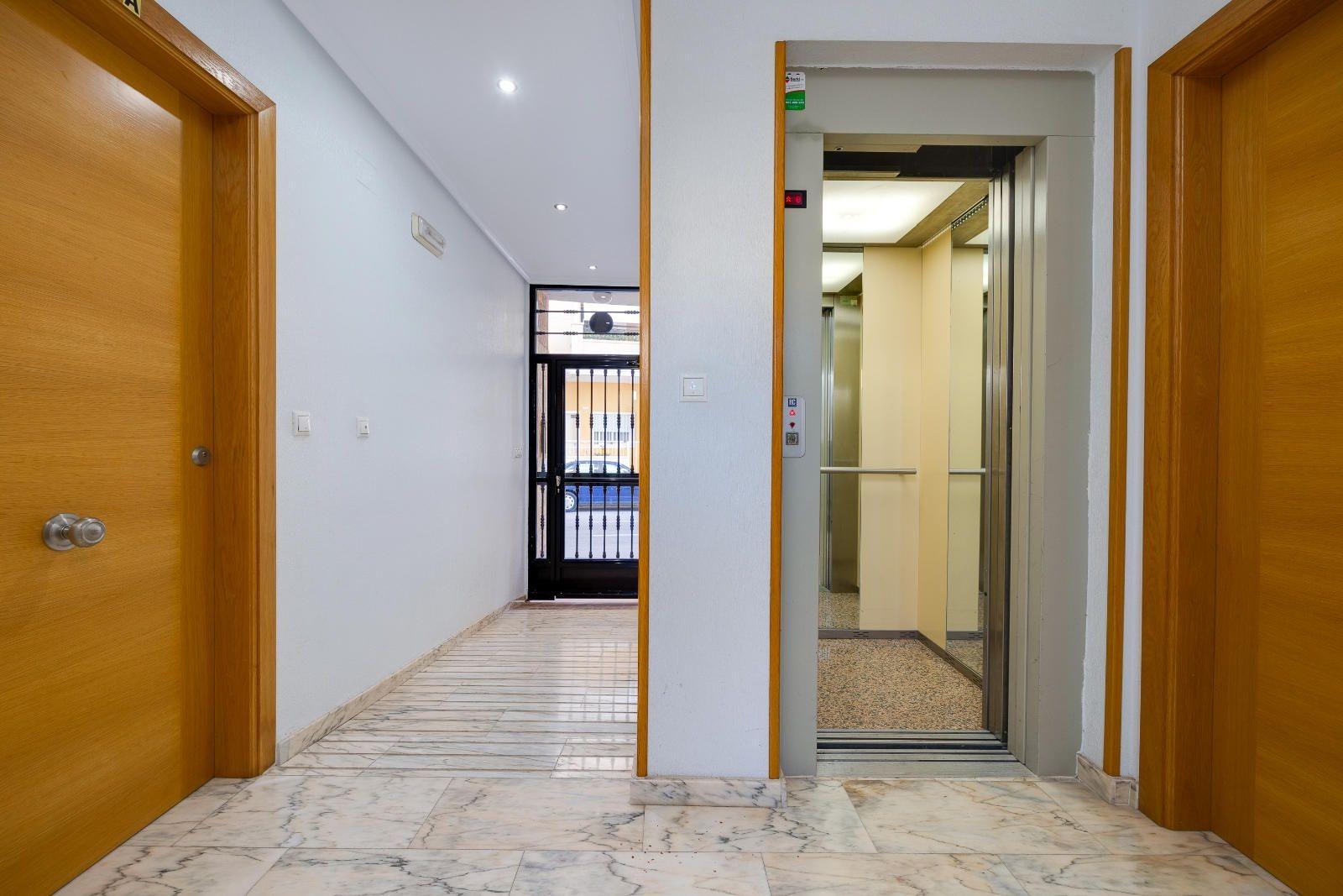 Terrace in penthouse for sale in Almoradi