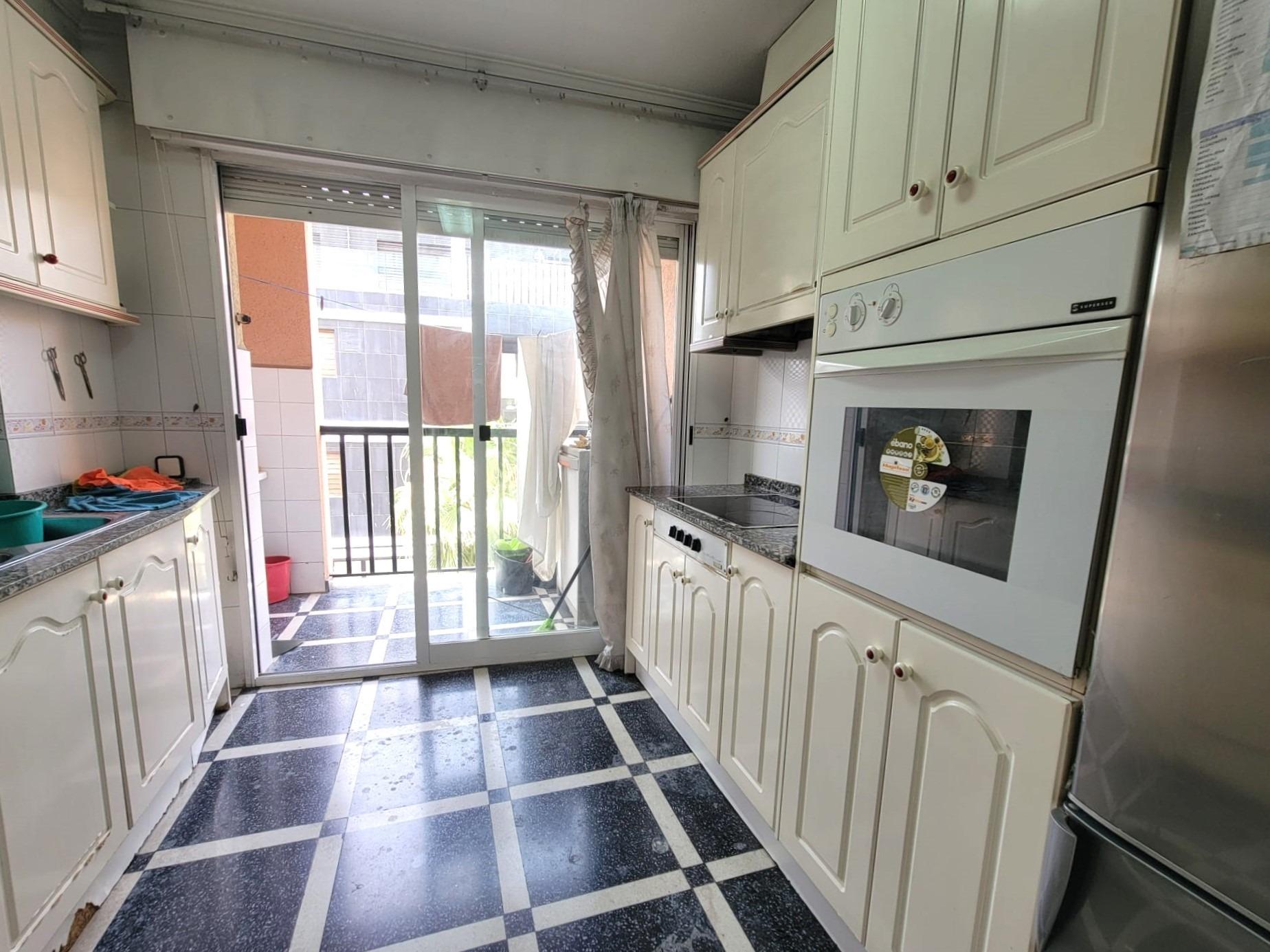 Master bedroom in apartment for sale in Torrevieja