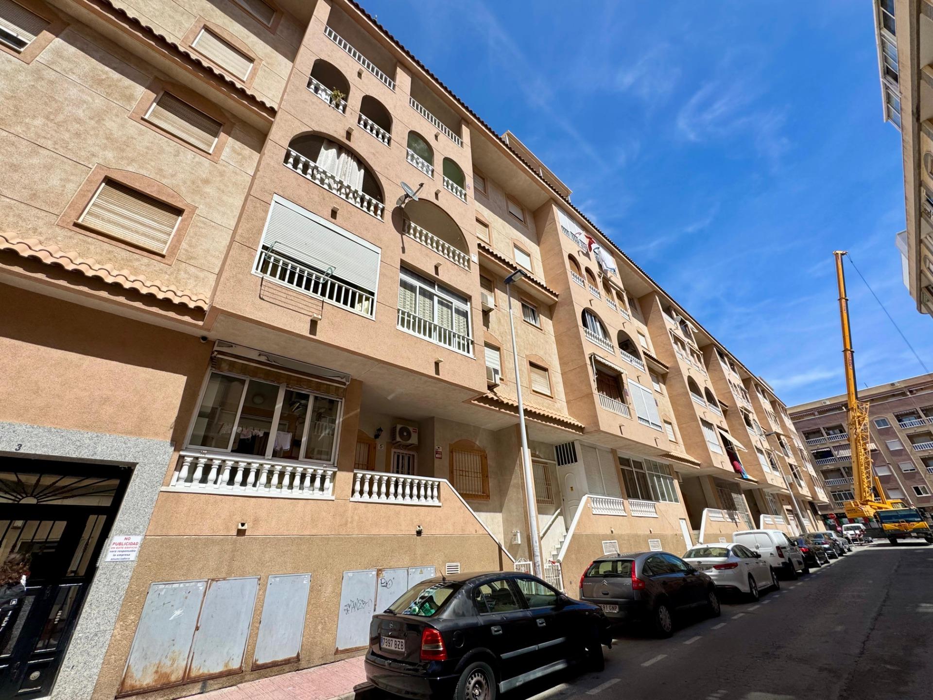 Bathroom in penthouse for sale in Torrevieja