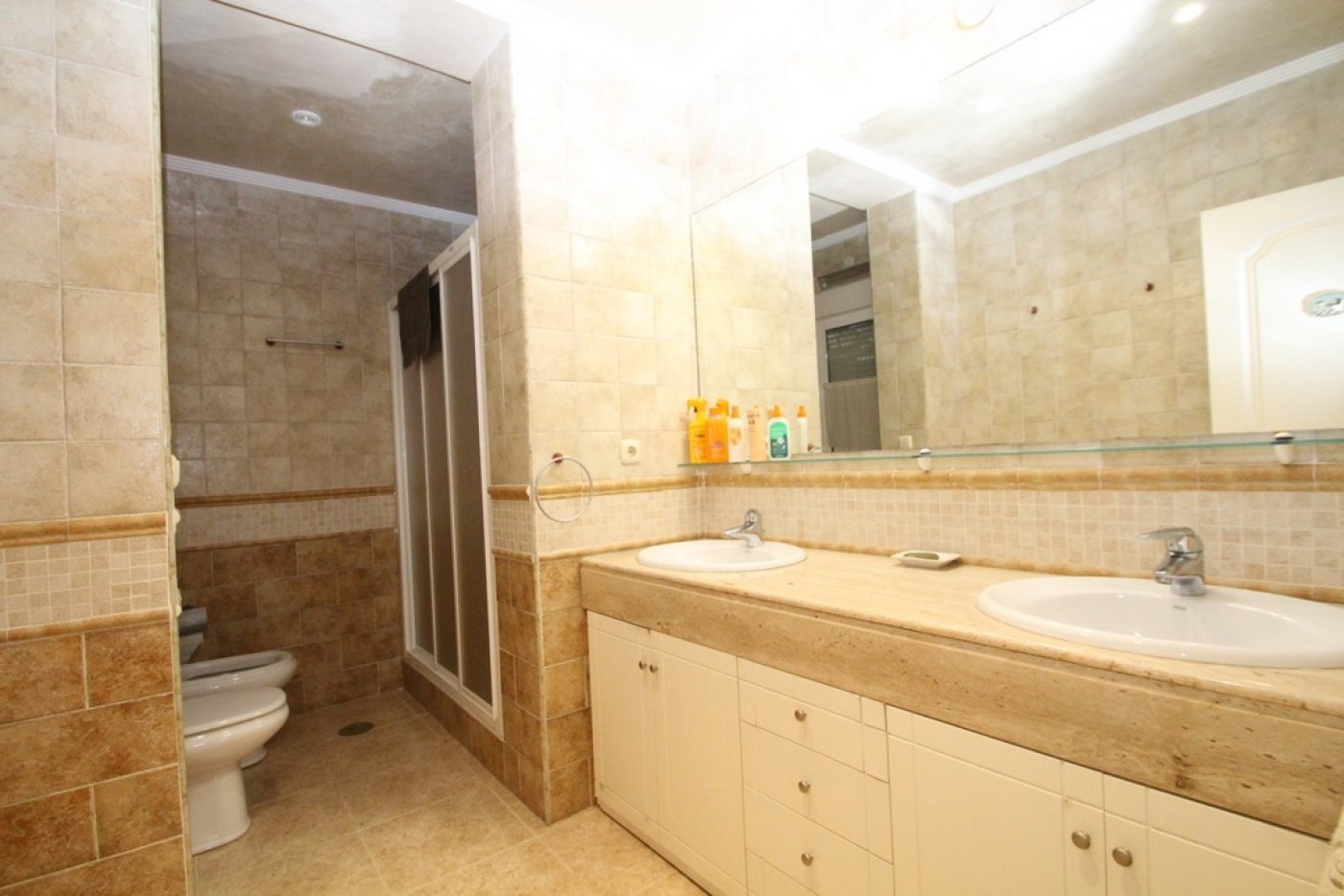 Bathroom in villa for sale in Orihuela Costa