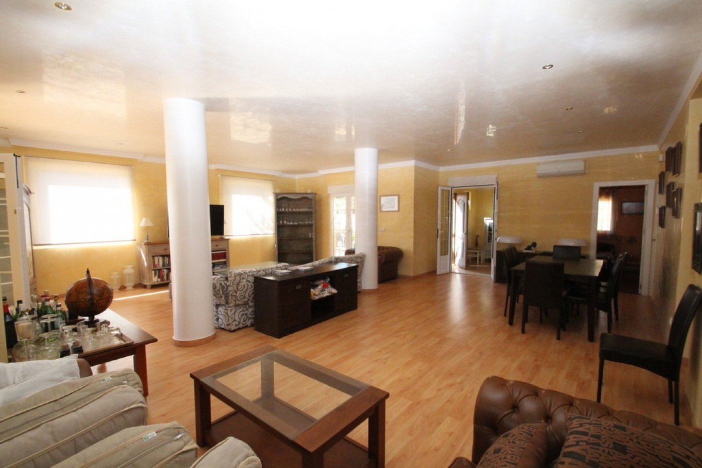Pool area in villa for sale in Orihuela Costa
