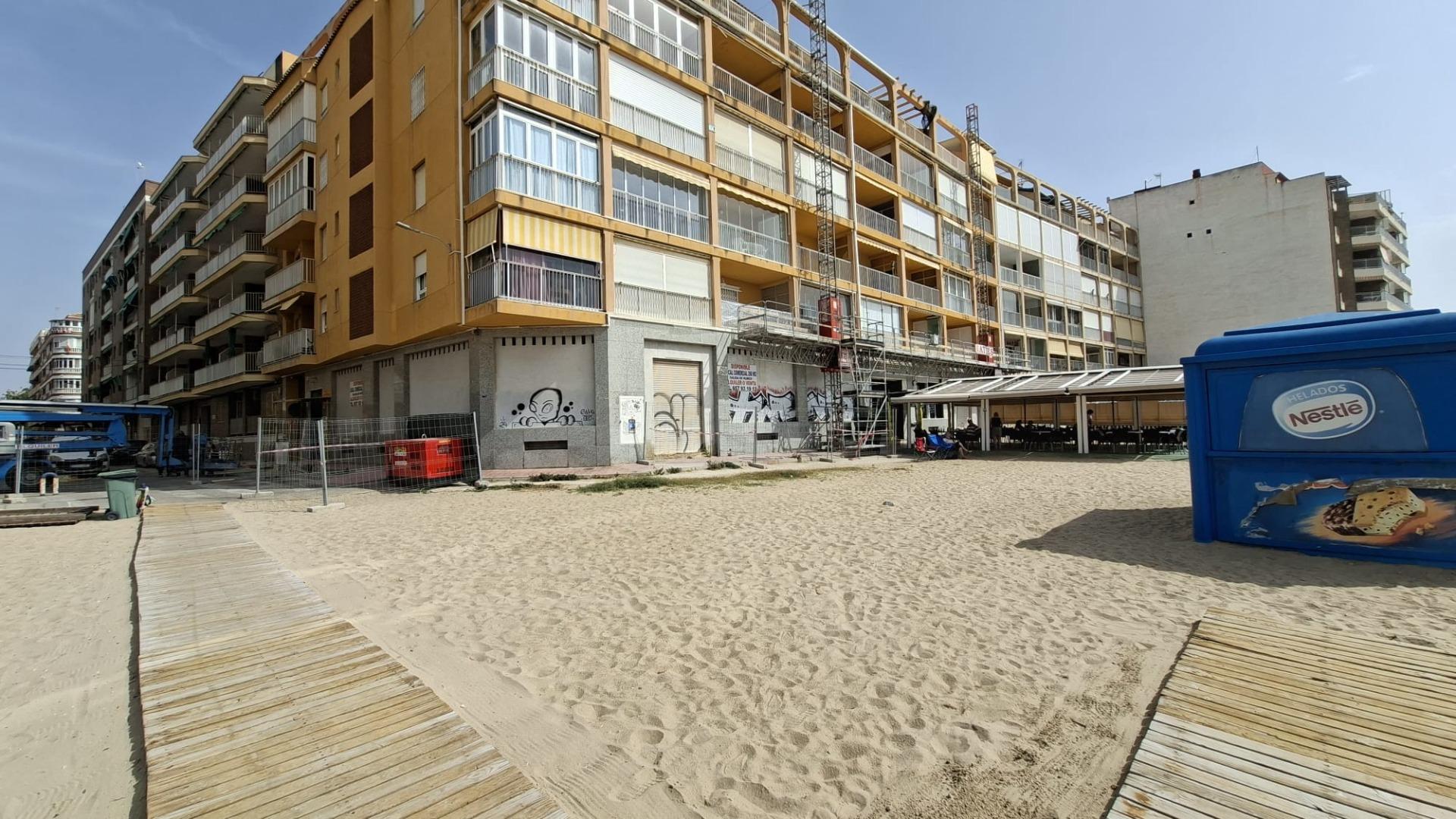Bathroom in apartment for sale in Torrevieja