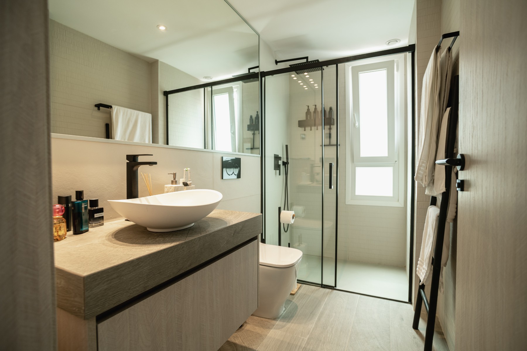 Bedroom in apartment for sale in Algorfa