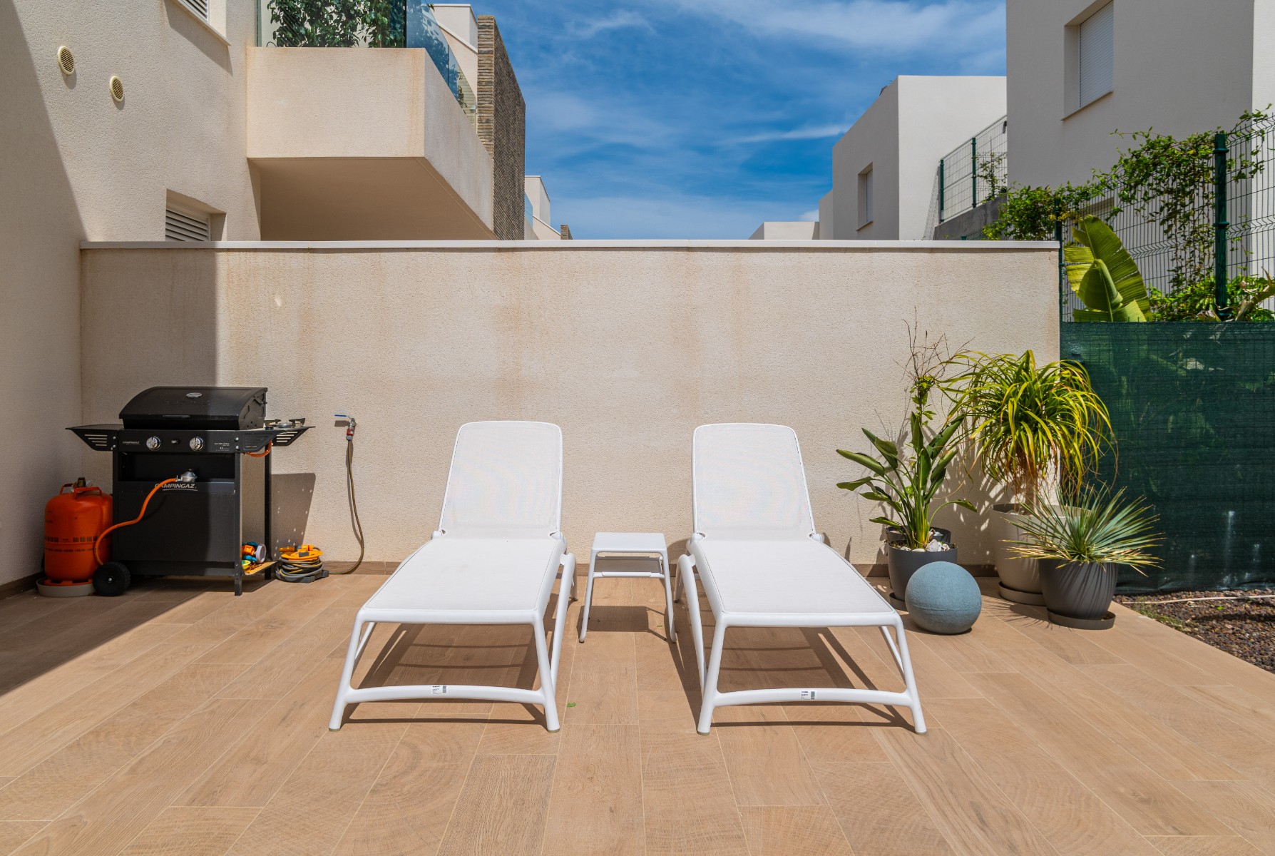 Master bedroom in apartment for sale in Algorfa