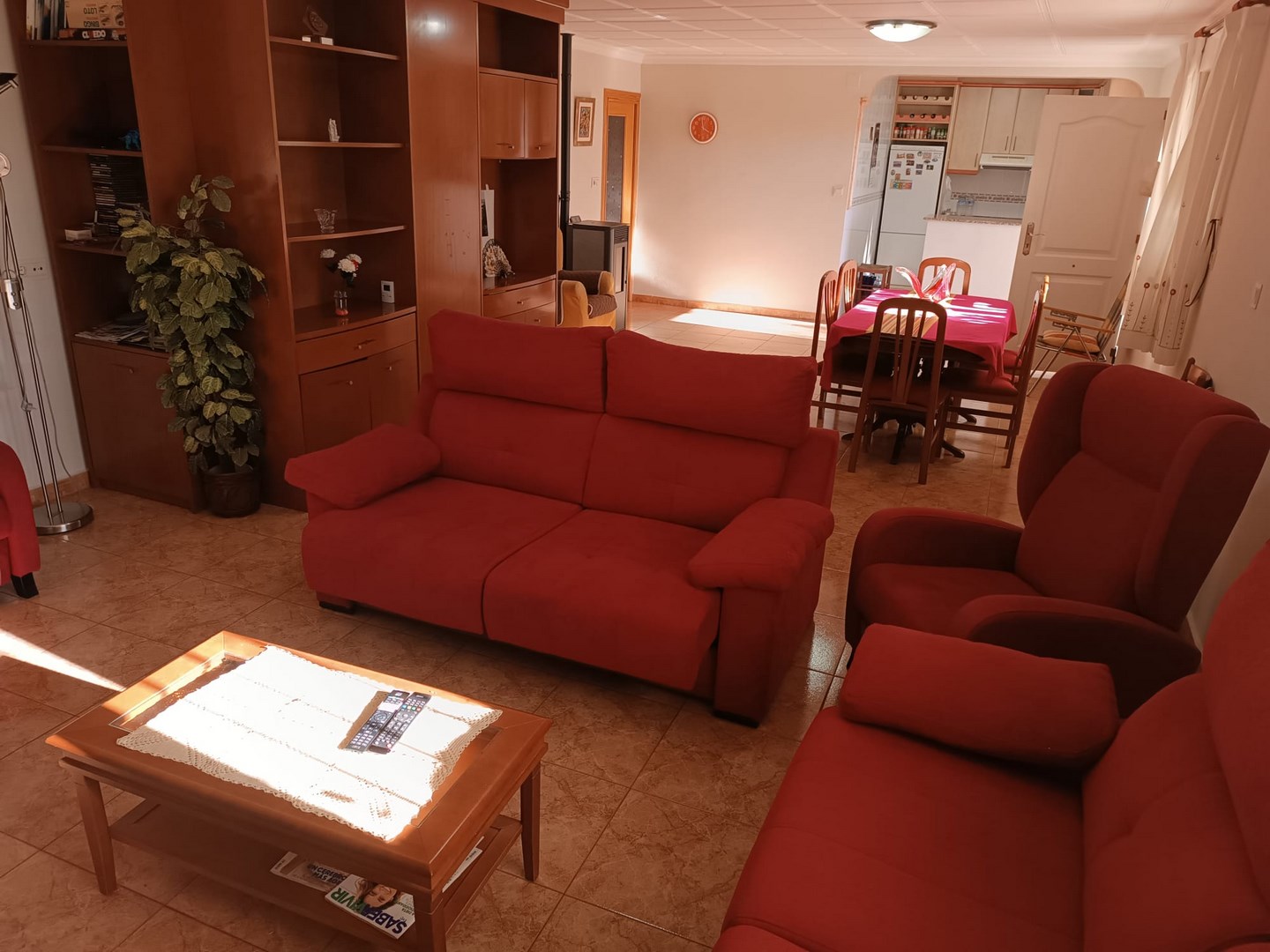 Pool area in villa for sale in Yecla
