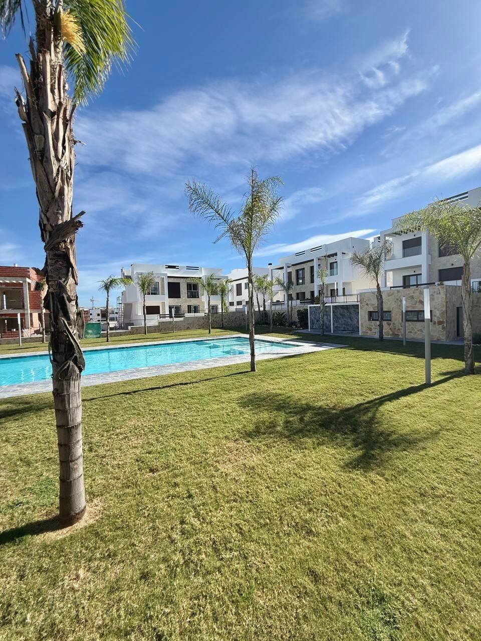 Master bedroom in apartment for sale in Orihuela