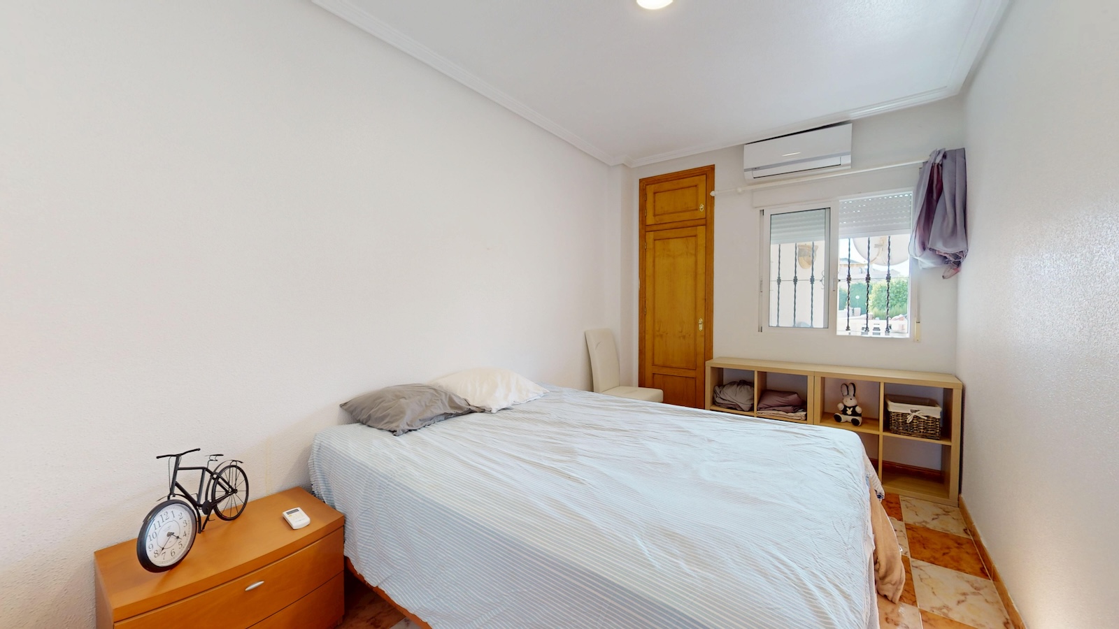 Master bedroom in terraced for sale in Orihuela