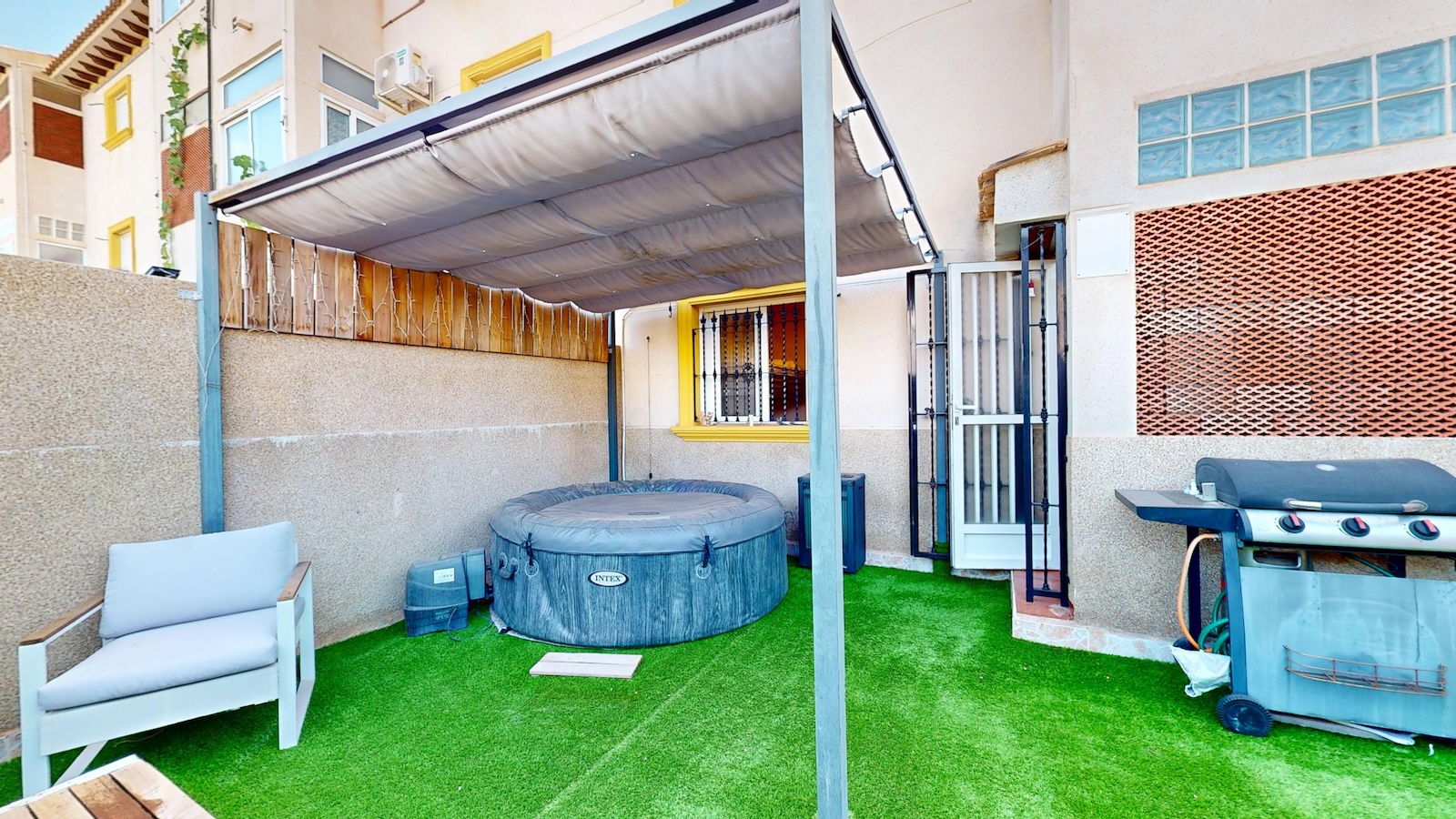 Pool area in terraced for sale in Orihuela