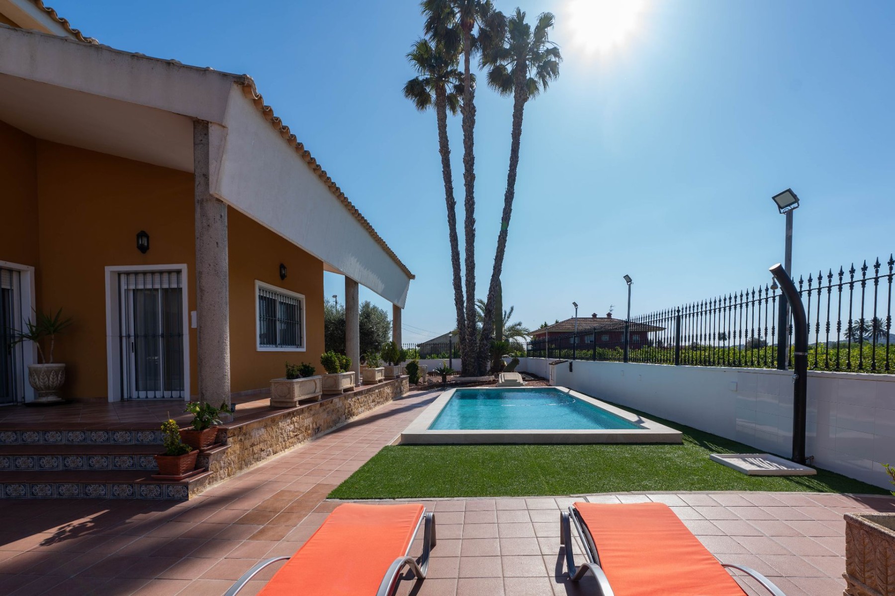 Exterior view in villa for sale in Orihuela
