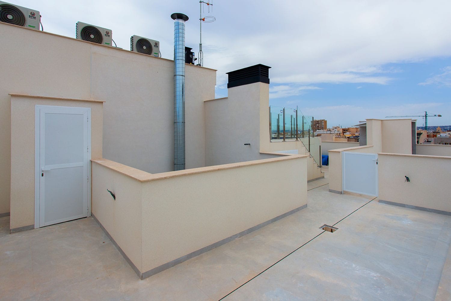Master bedroom in apartment for sale in Torrevieja
