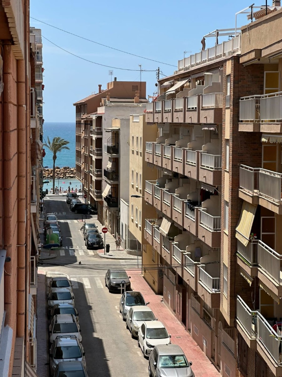 Terrace in apartment for sale in Torrevieja