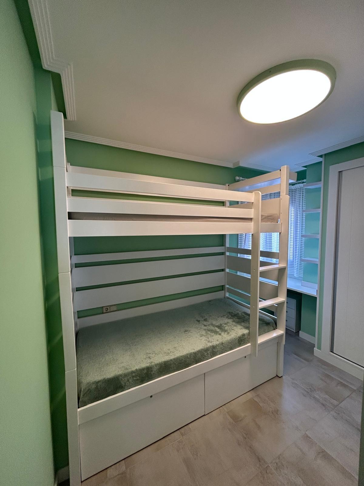 Master bedroom in apartment for sale in Torrevieja