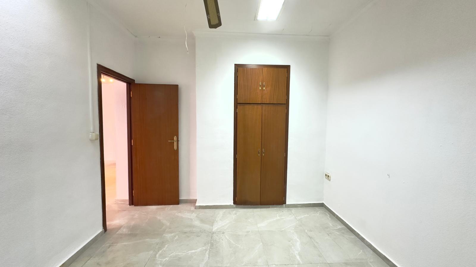 Terrace in apartment for sale in Torrevieja
