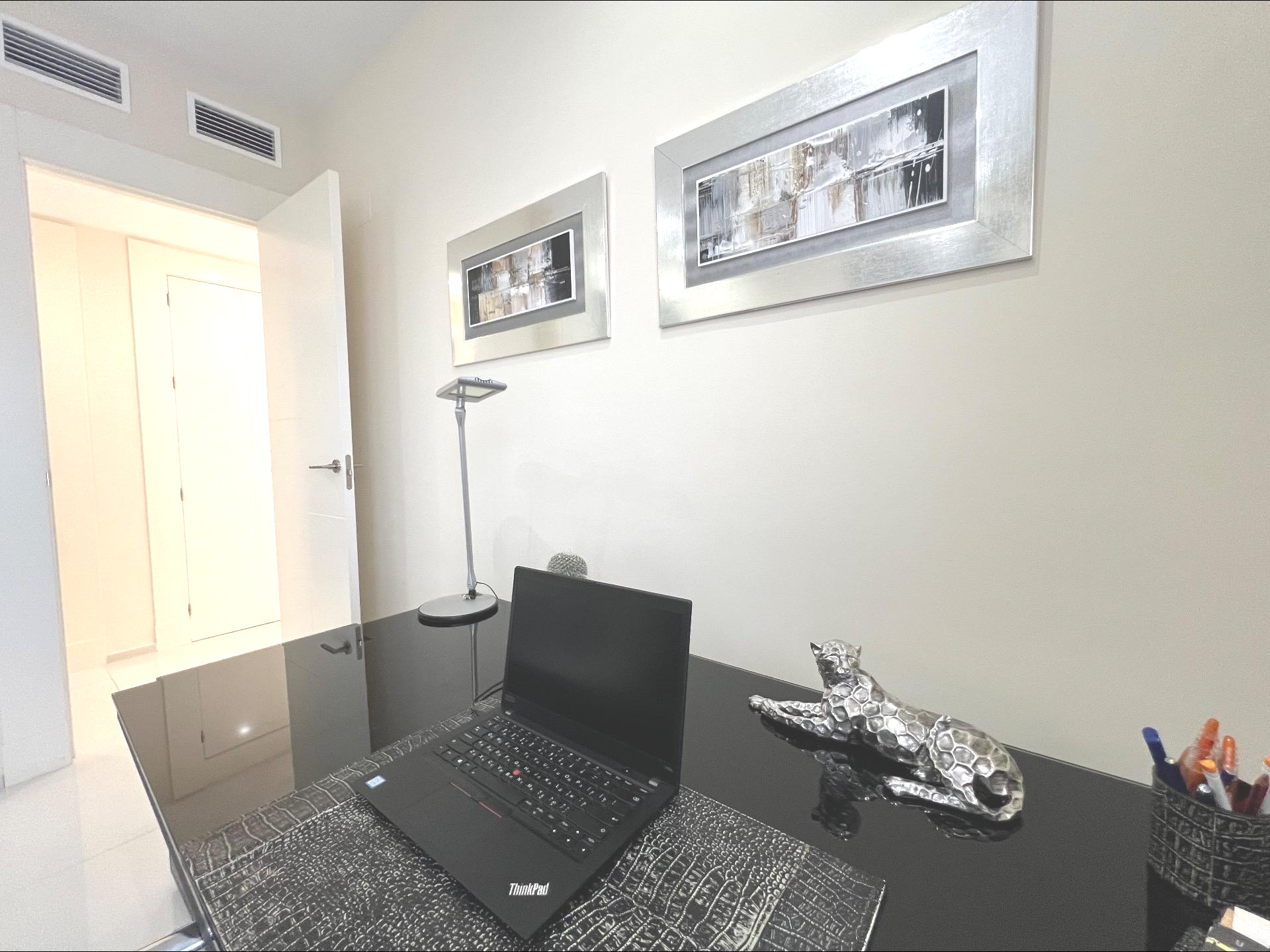 Master bedroom in villa for sale in Ciudad Quesada
