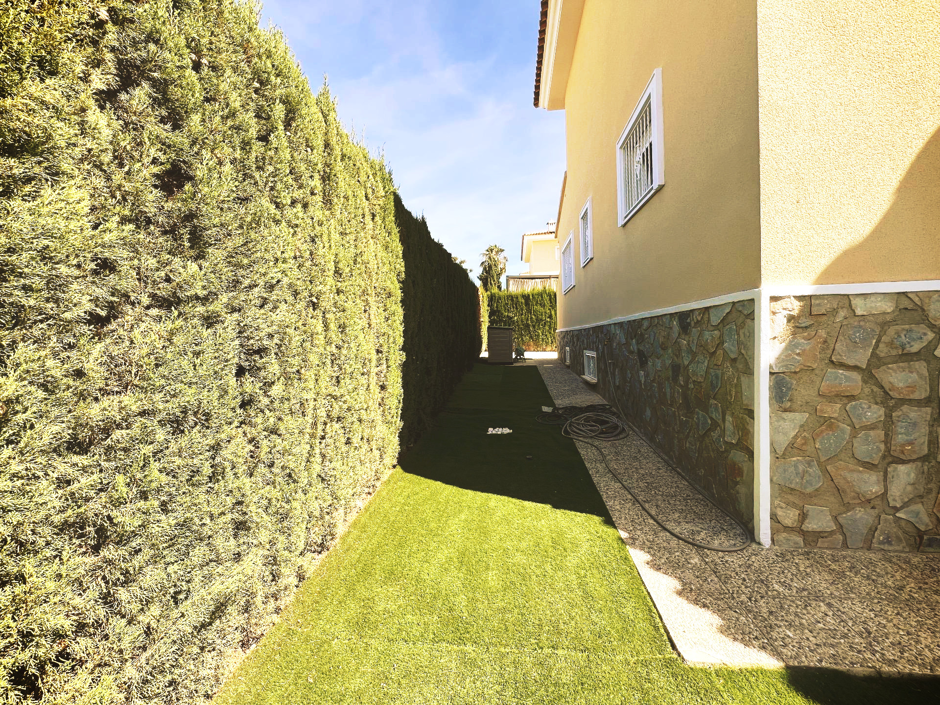 Garden in villa for sale in Ciudad Quesada