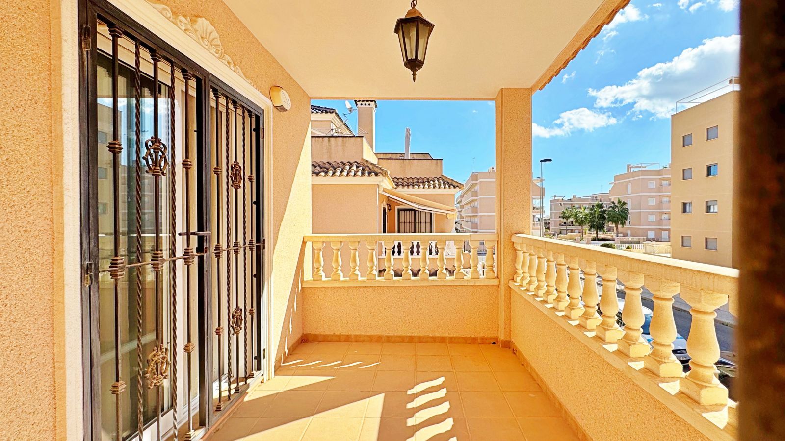 Terrace in terraced for sale in Orihuela Costa