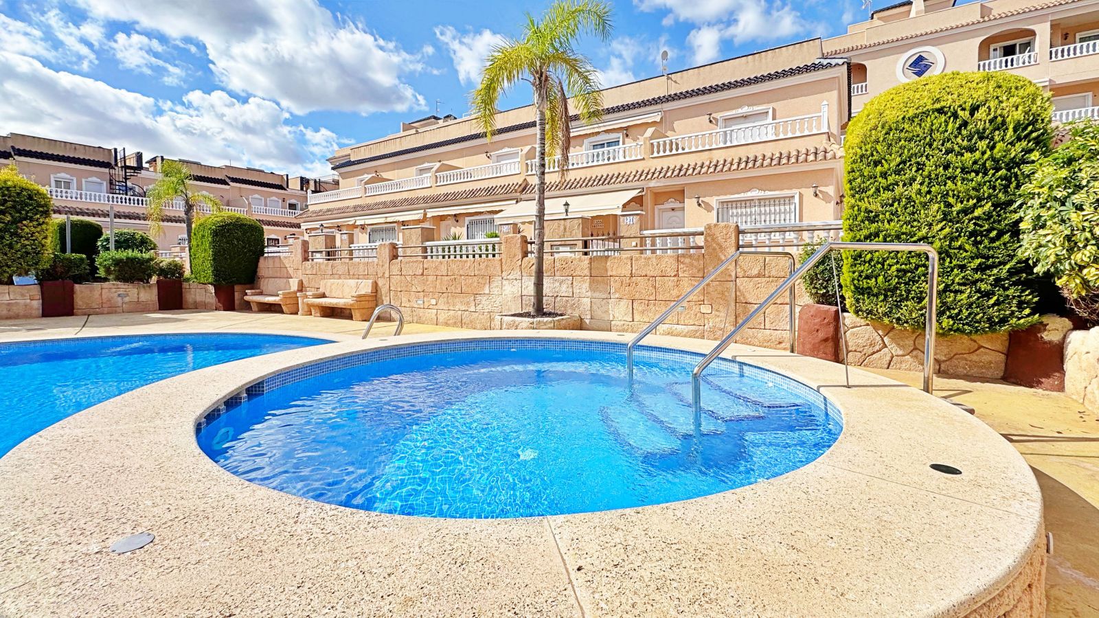 Dining area in terraced for sale in Orihuela Costa