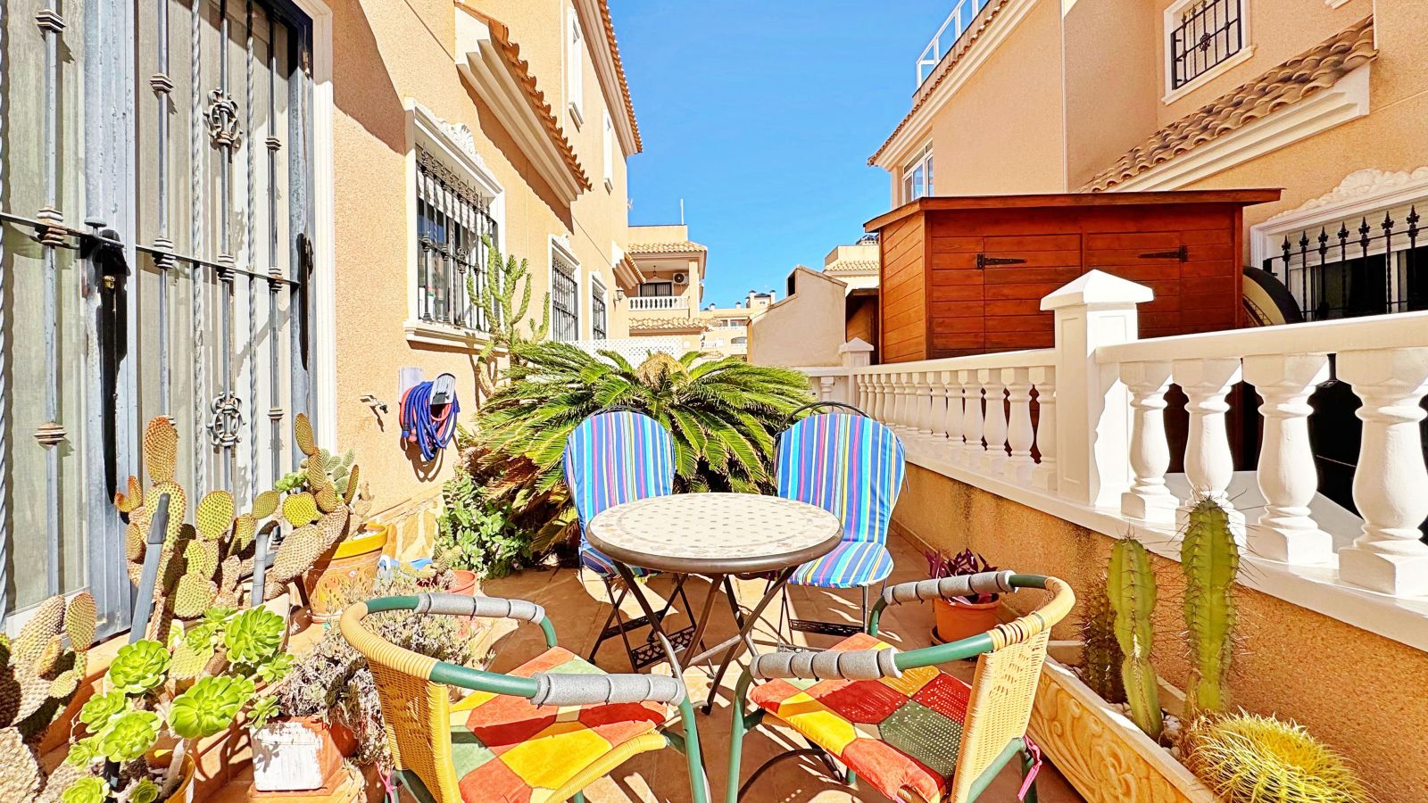 Garden in terraced for sale in Orihuela Costa