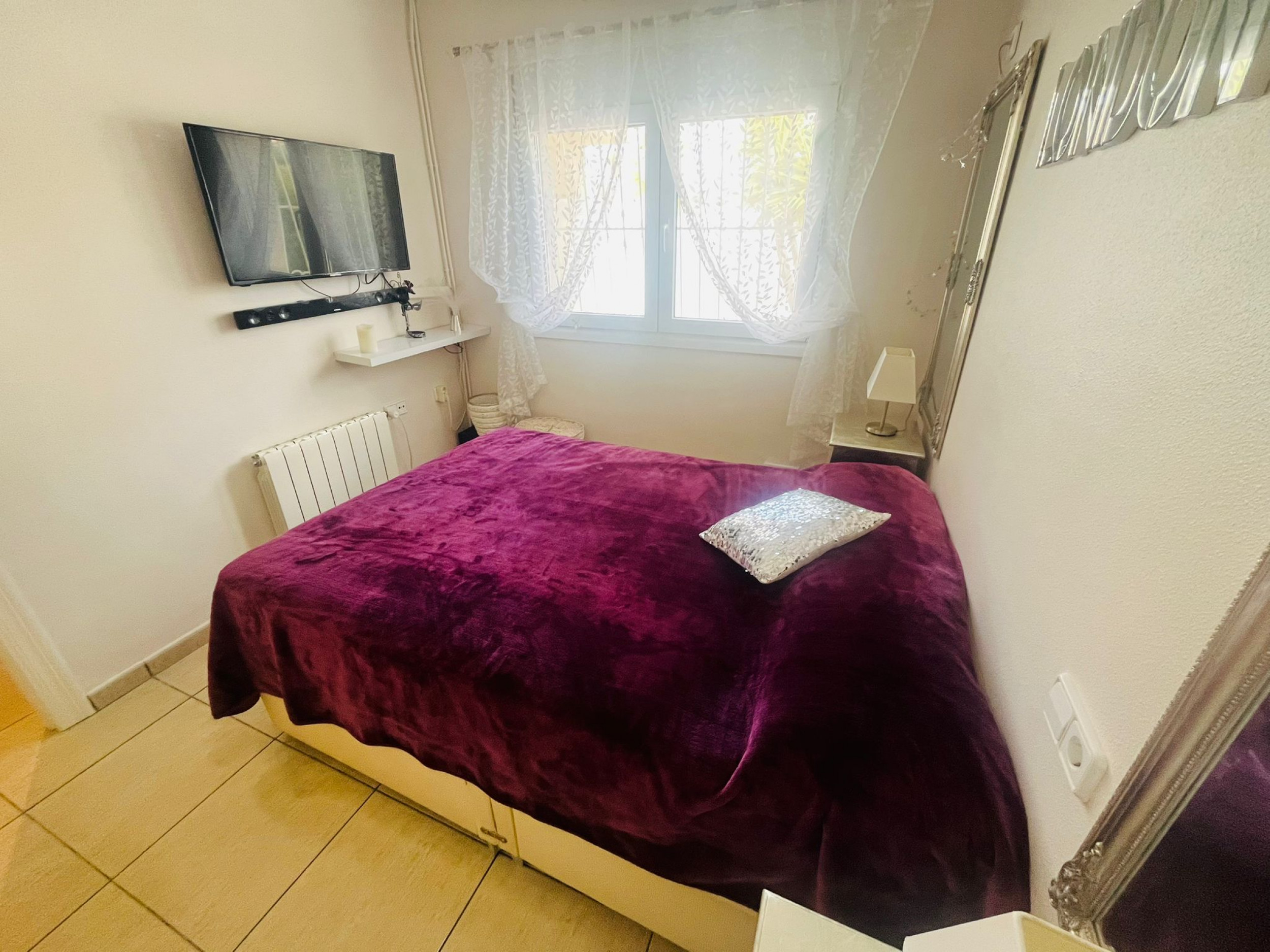 Bedroom in villa for sale in Gea Y Truyols