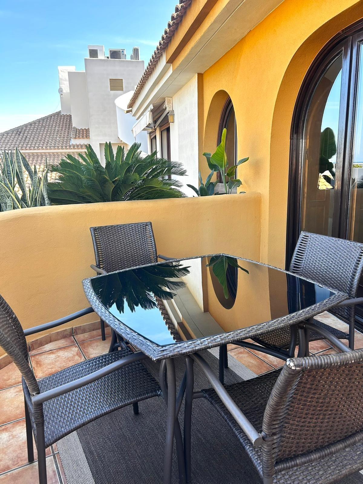 Kitchen in apartment for sale in Torrevieja