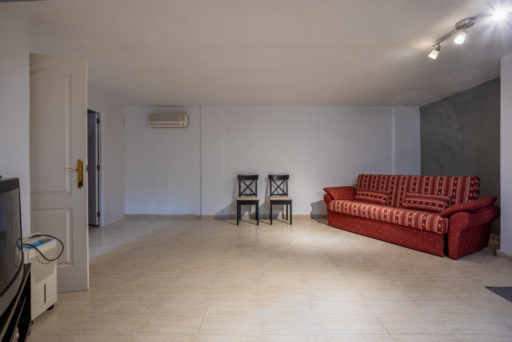 Kitchen in villa for sale in Guardamar del Segura