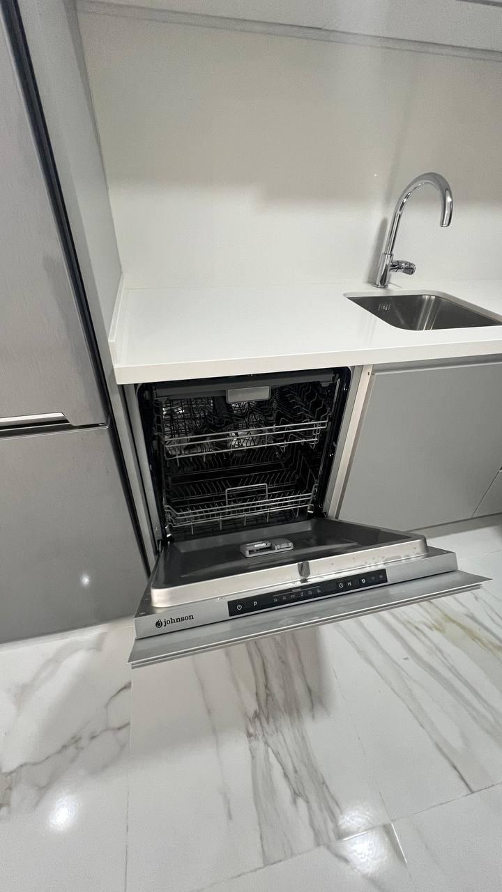 Bedroom in apartment for sale in Torrevieja
