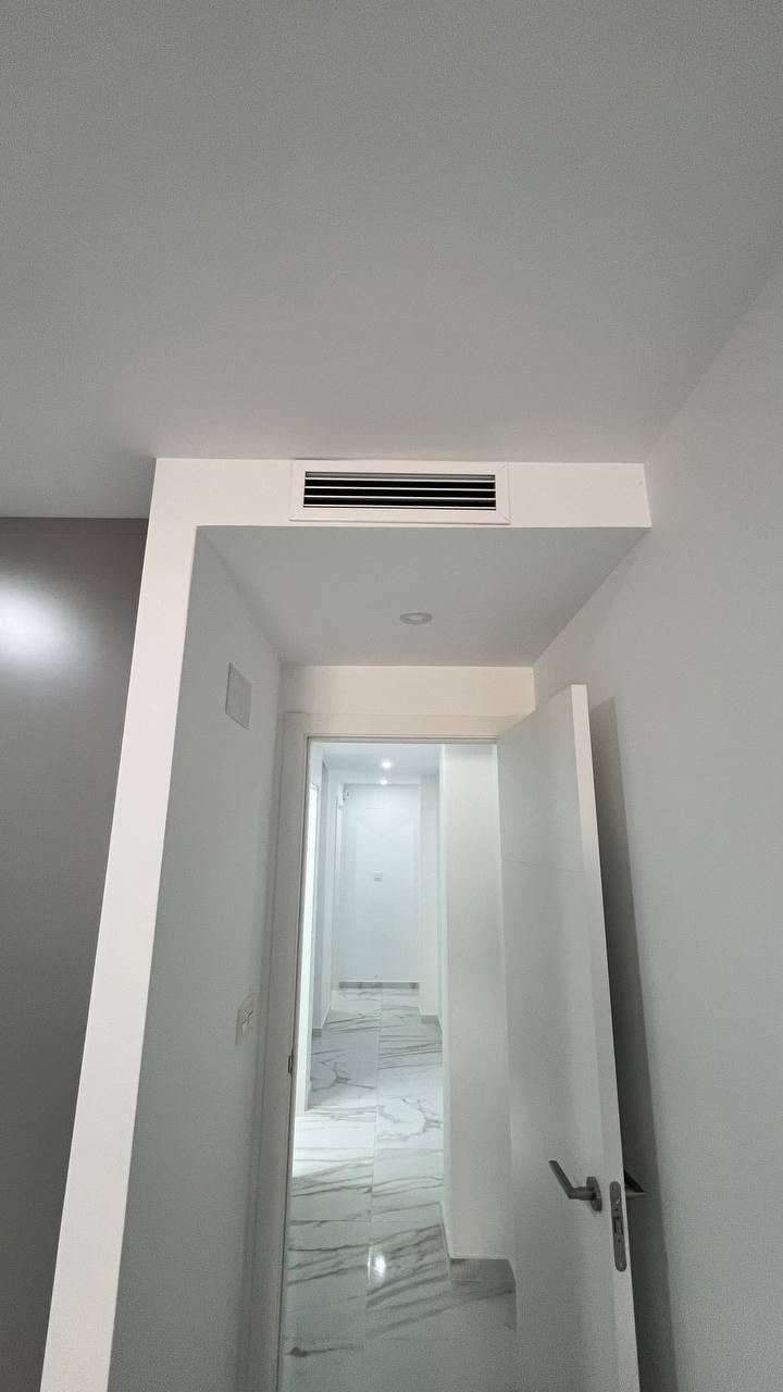 Terrace in apartment for sale in Torrevieja