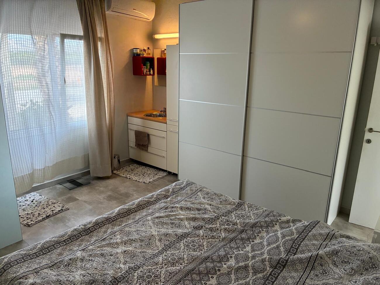 Terrace in villa for sale in Crevillent