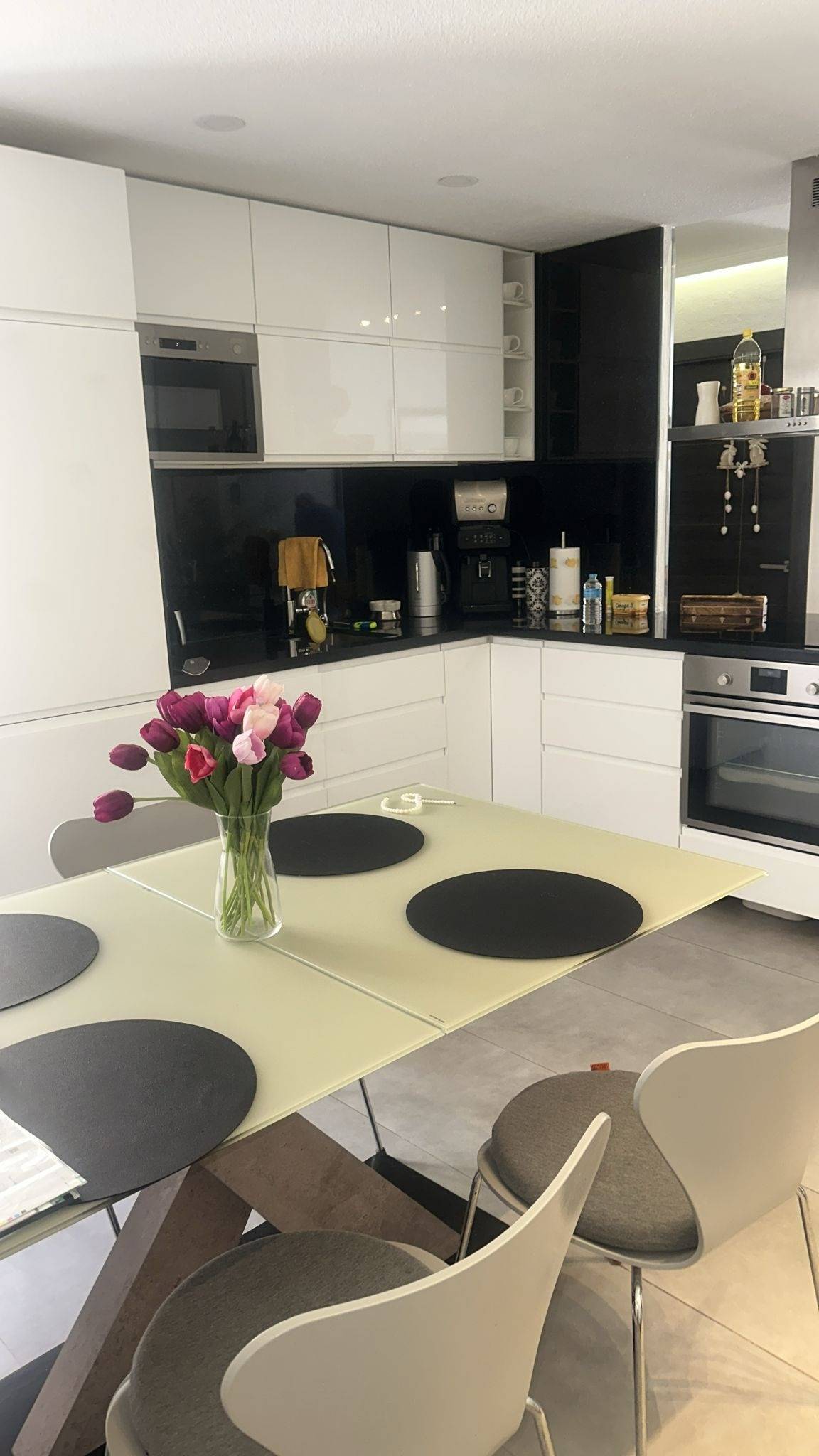 Dining area in penthouse for sale in Torrevieja