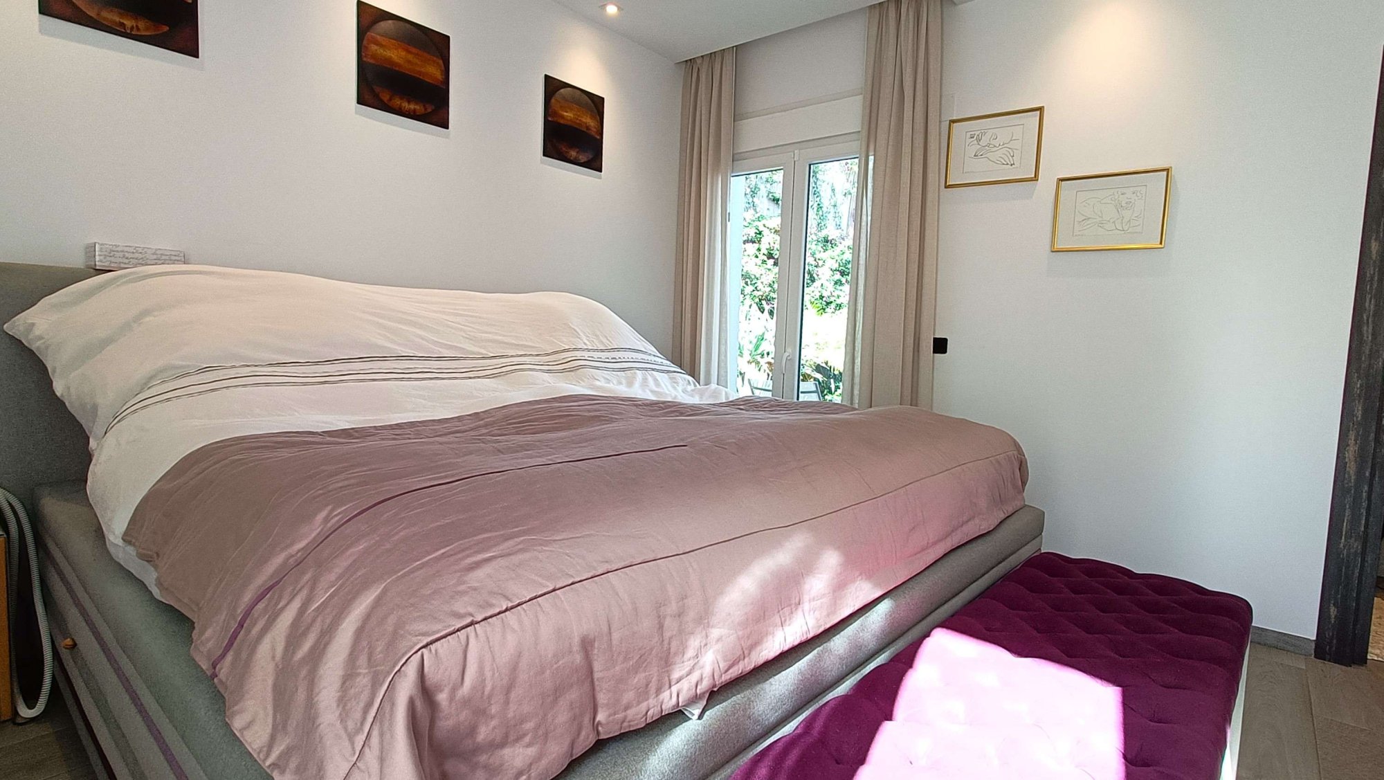 Living room in villa for sale in Algorfa