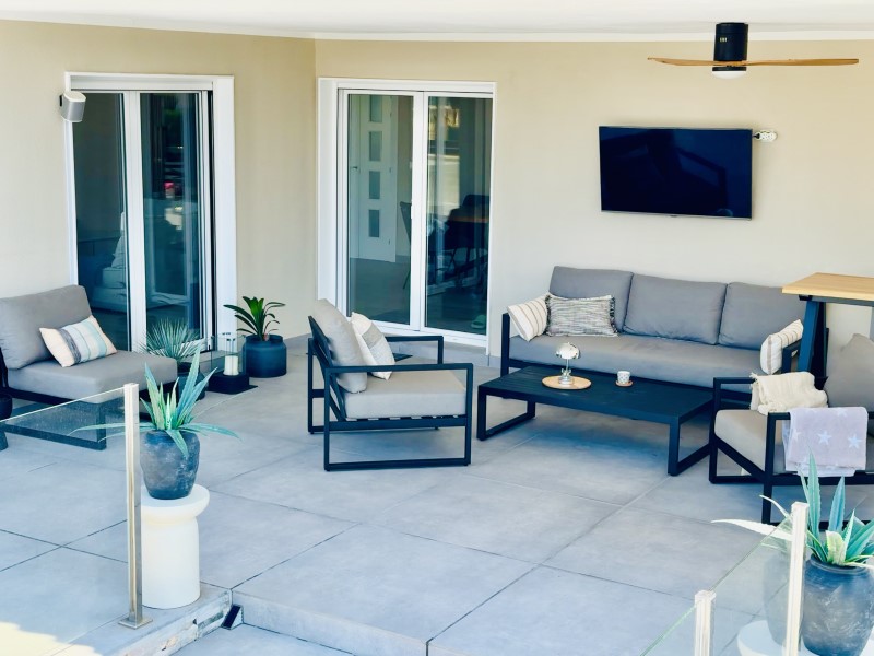 Terrace in villa for sale in Alfas del Pi
