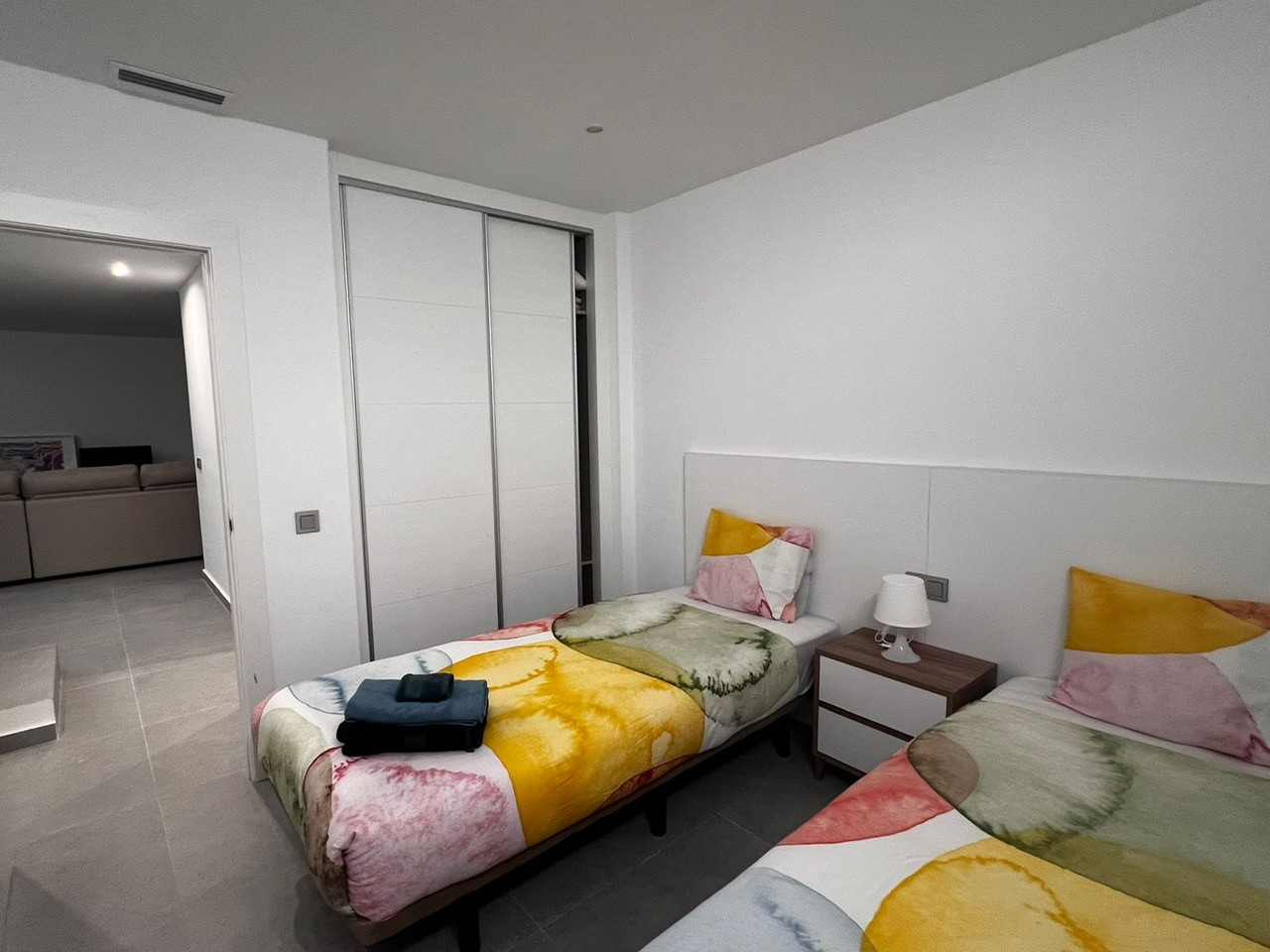 Bathroom in villa for sale in Algorfa