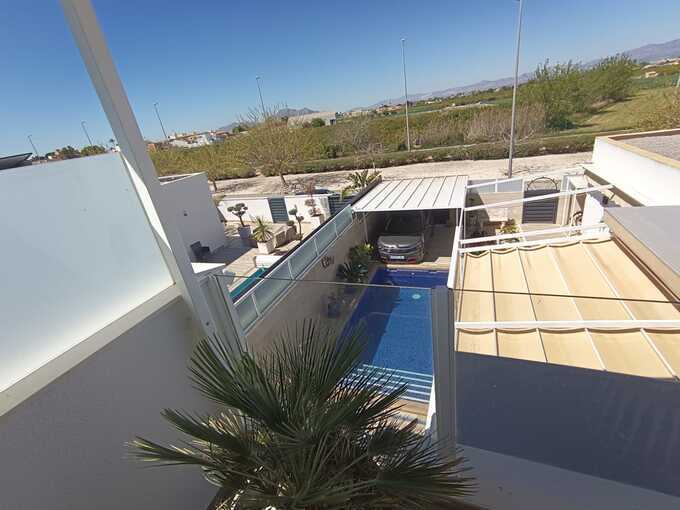 Master bedroom in villa for sale in Daya Nueva
