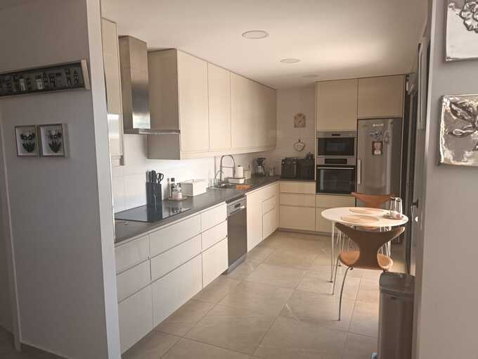 Detached villa on one level
