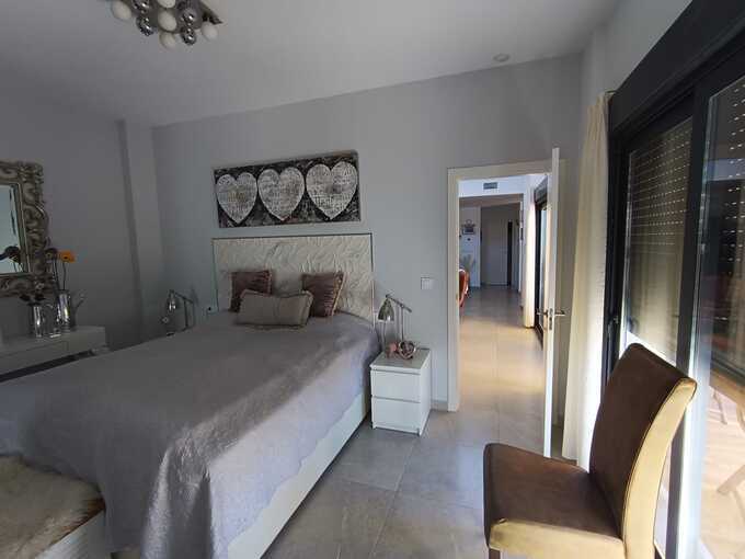 Pool area in villa for sale in Daya Nueva