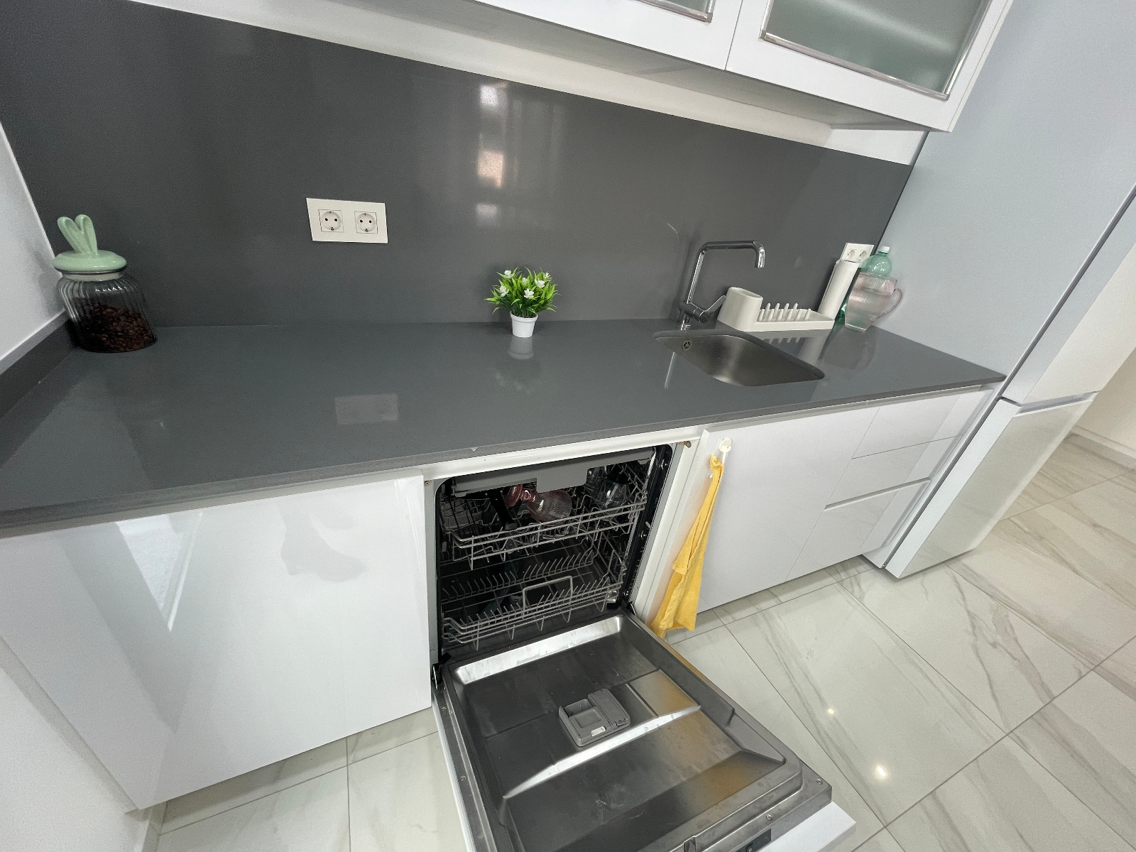 Garden in villa for sale in Benijofar