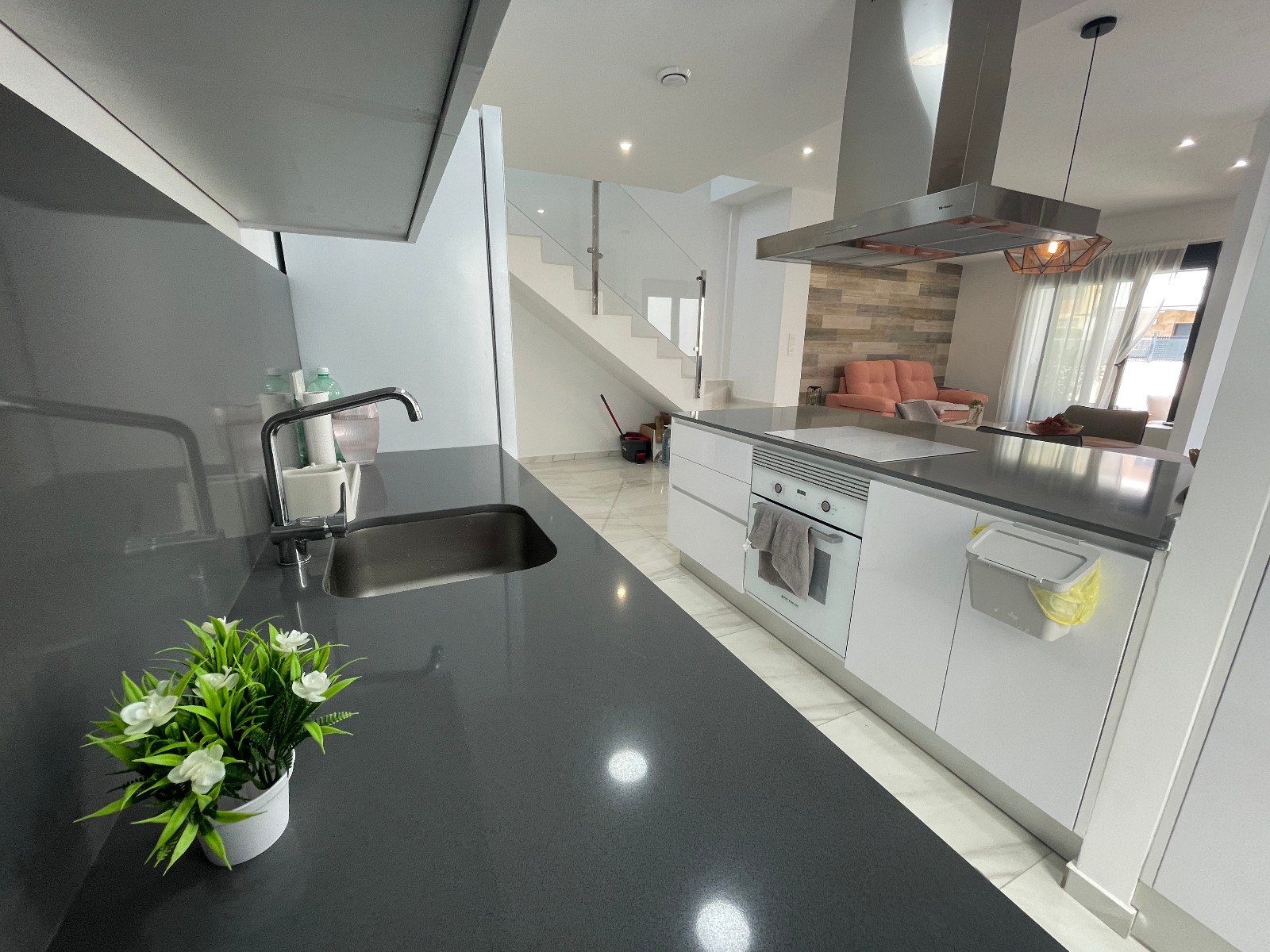 Dining area in villa for sale in Benijofar