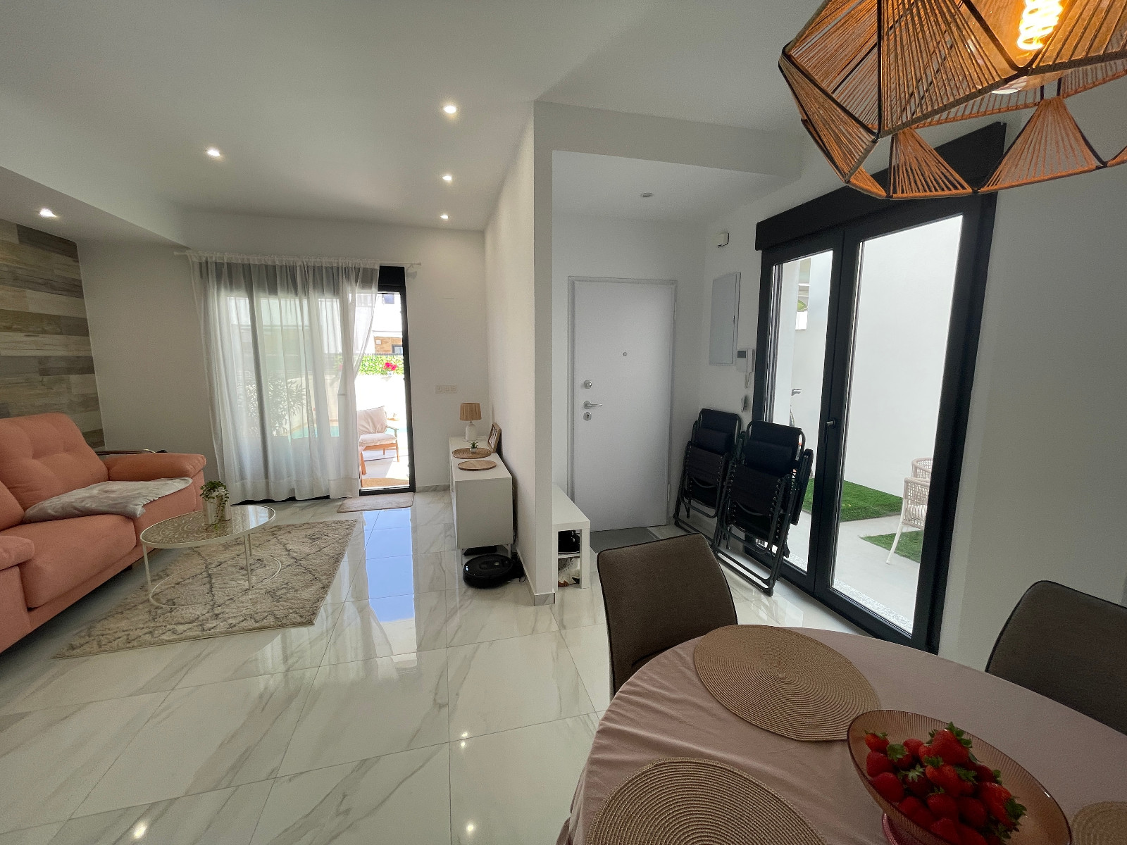 Living room in villa for sale in Benijofar