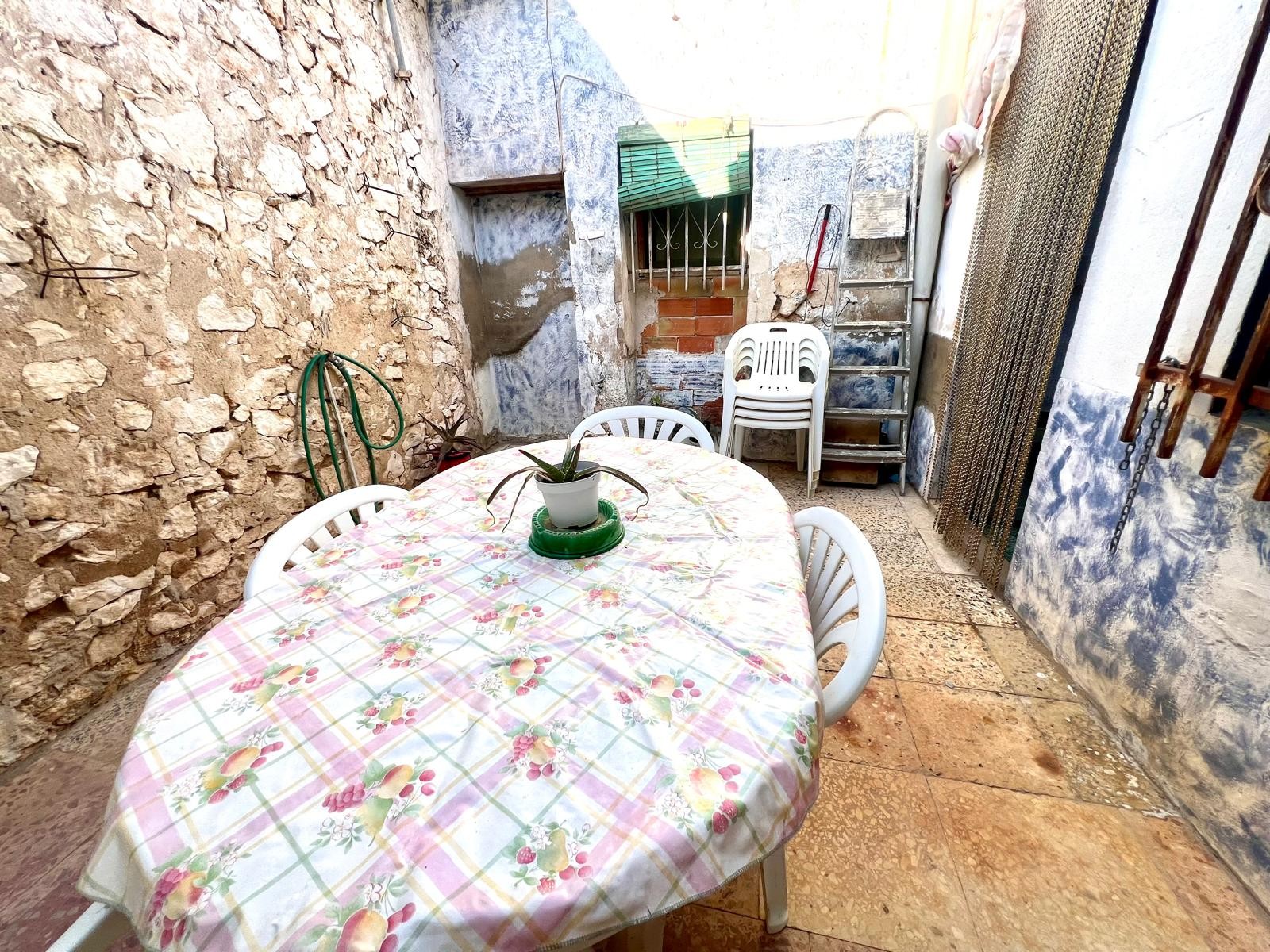 Exterior view in terraced for sale in Pinoso