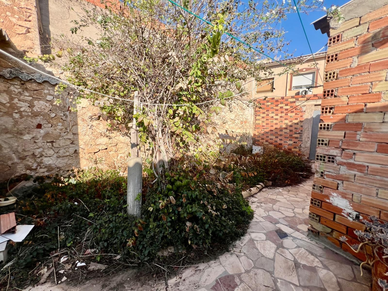 Master bedroom in terraced for sale in Pinoso