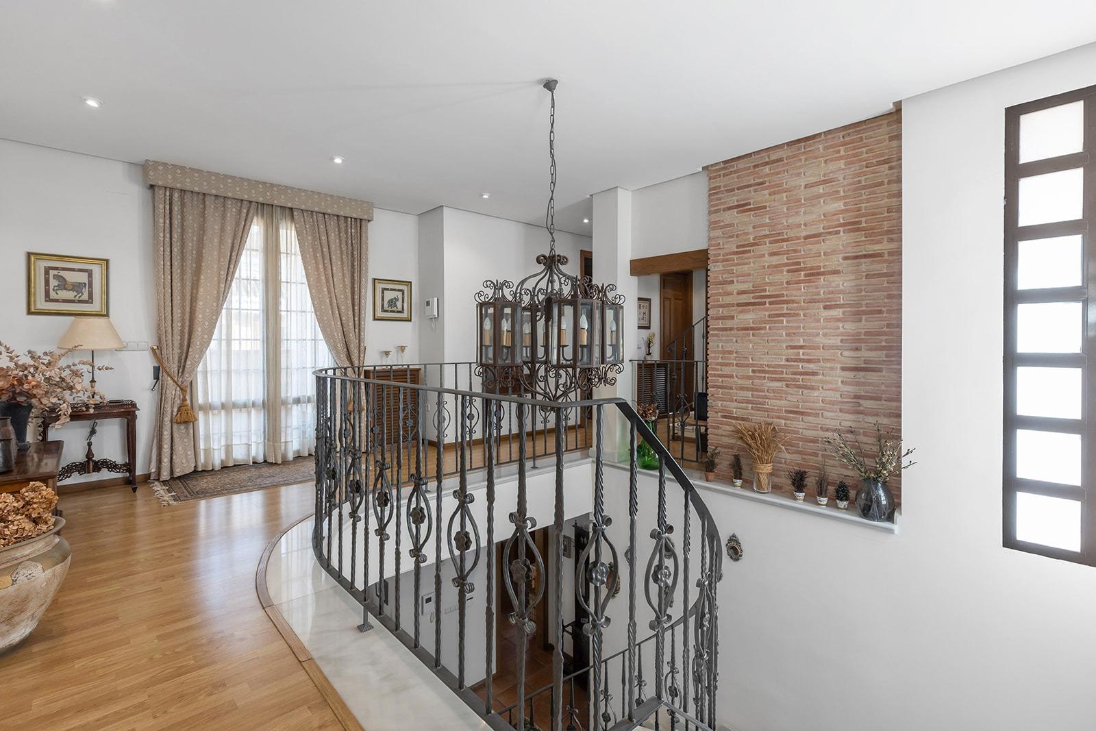 Bedroom in villa for sale in Torrevieja